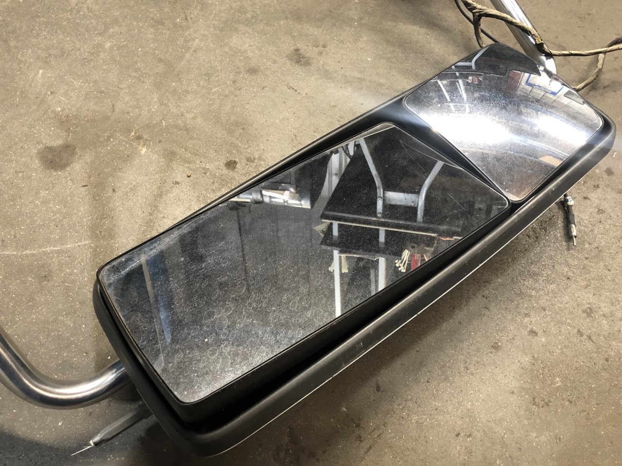 2007-2014 International PROSTAR POLY/CHROME Left/Driver Door Mirror - Used