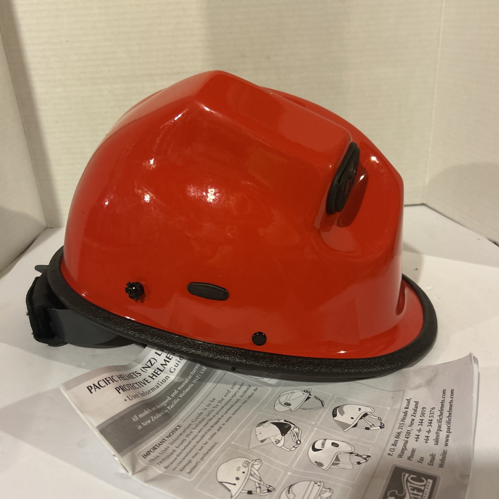 Pacific Helmets R3T Kiwi Rescue Helmet Red
