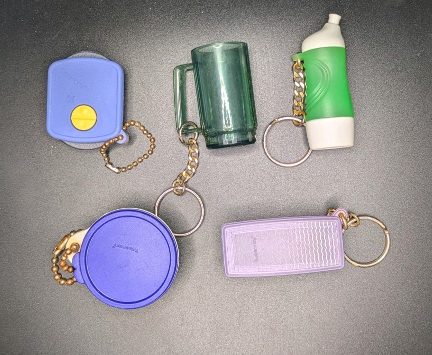 5 Tupperware plastic keychains with detachable keyring, multi-color
