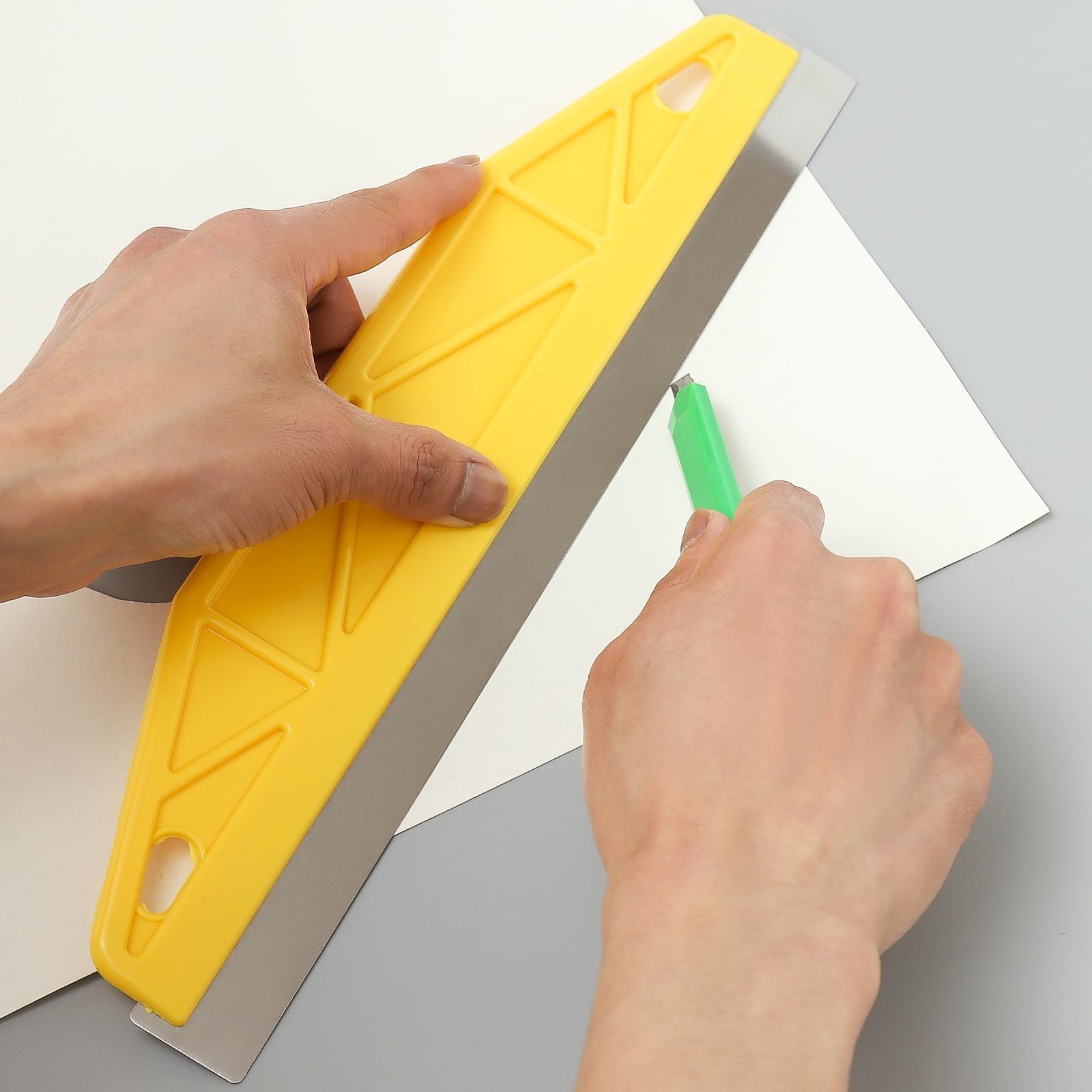 Qyueyue Painter's Trim Guard 12 Inch Paint Shield, Edge 12 inches, Yellow