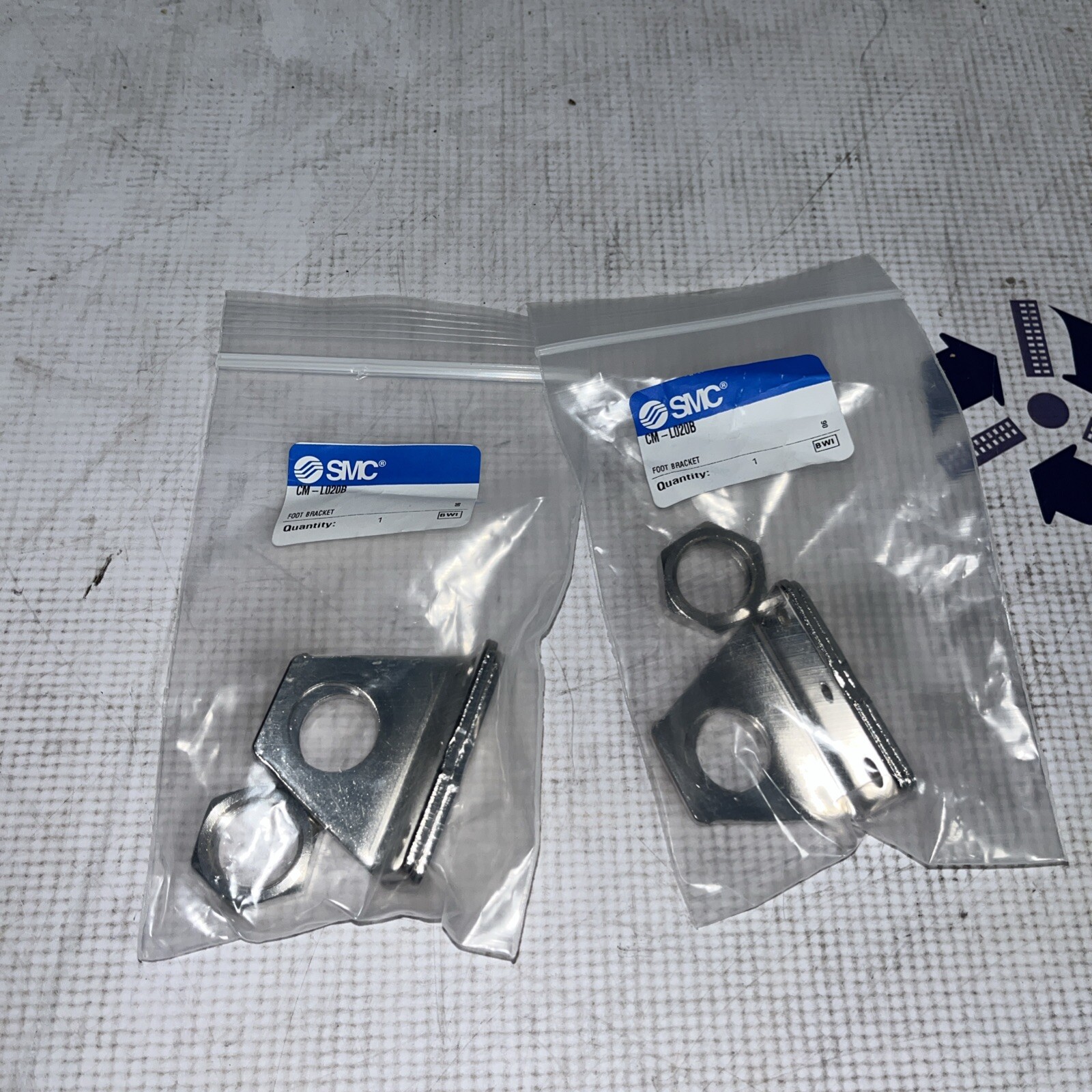 SMC Bracket, #CM-L020B, New Open Box, KP-983