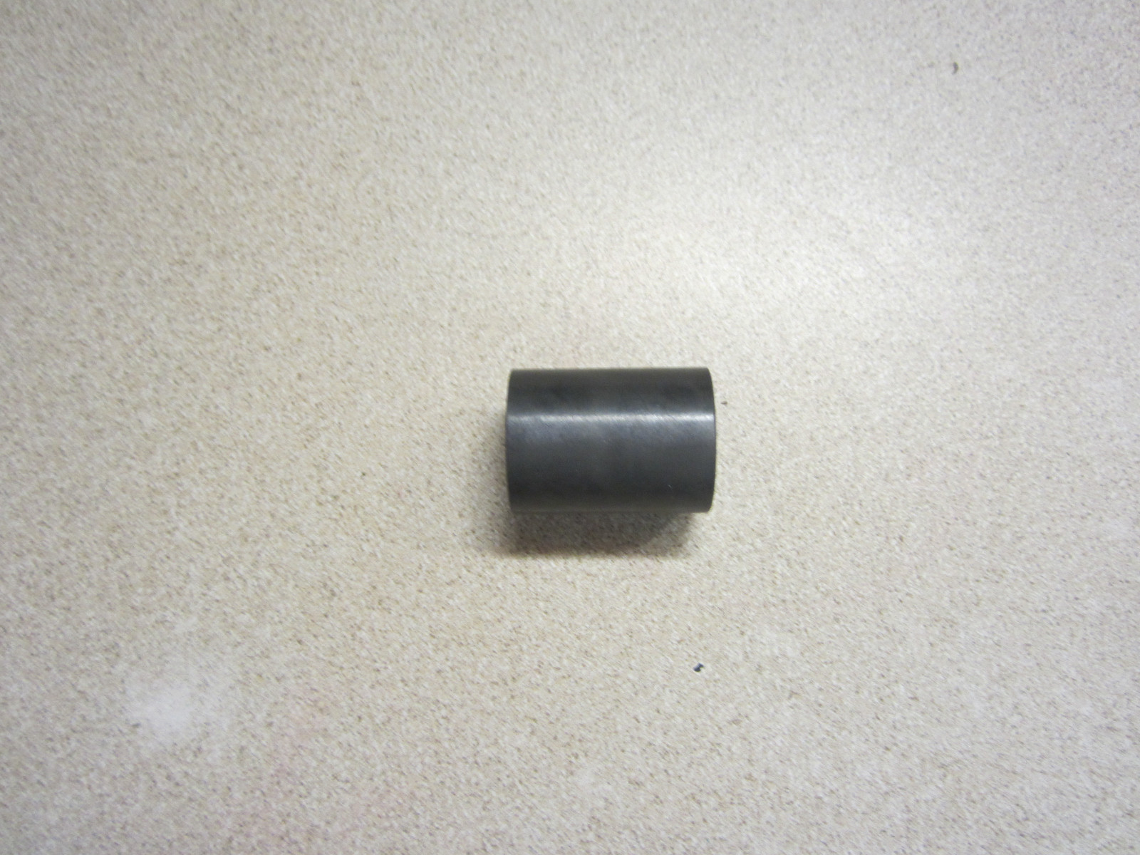 438669C1 Plastic Bushing 1" Length 5/8" ID