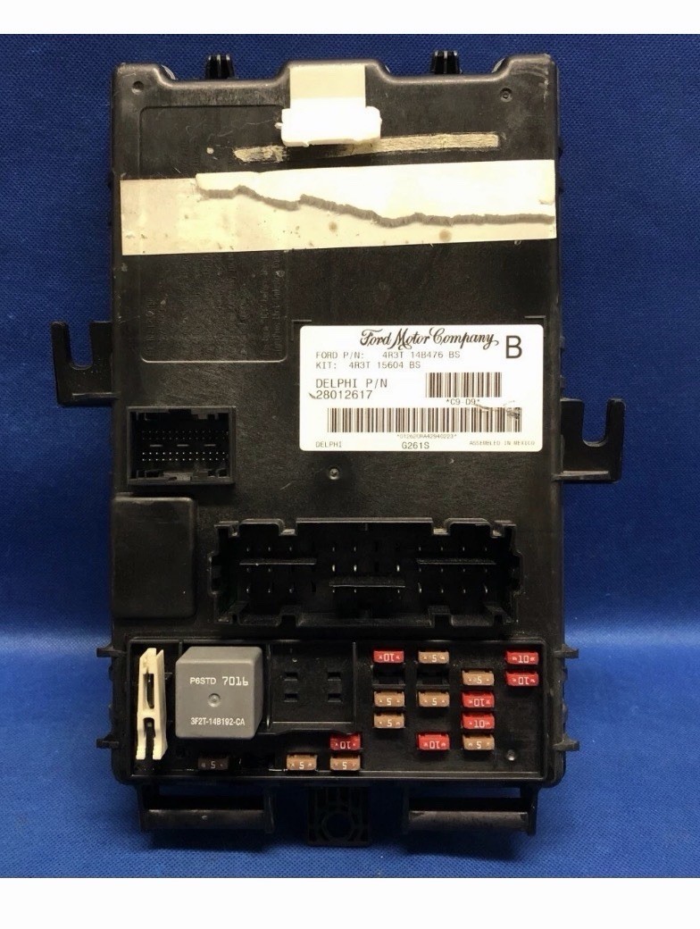05 06 FORD MUSTANG FUSE BOX POWER MODULE BCM INTERIOR FUSEBOX
