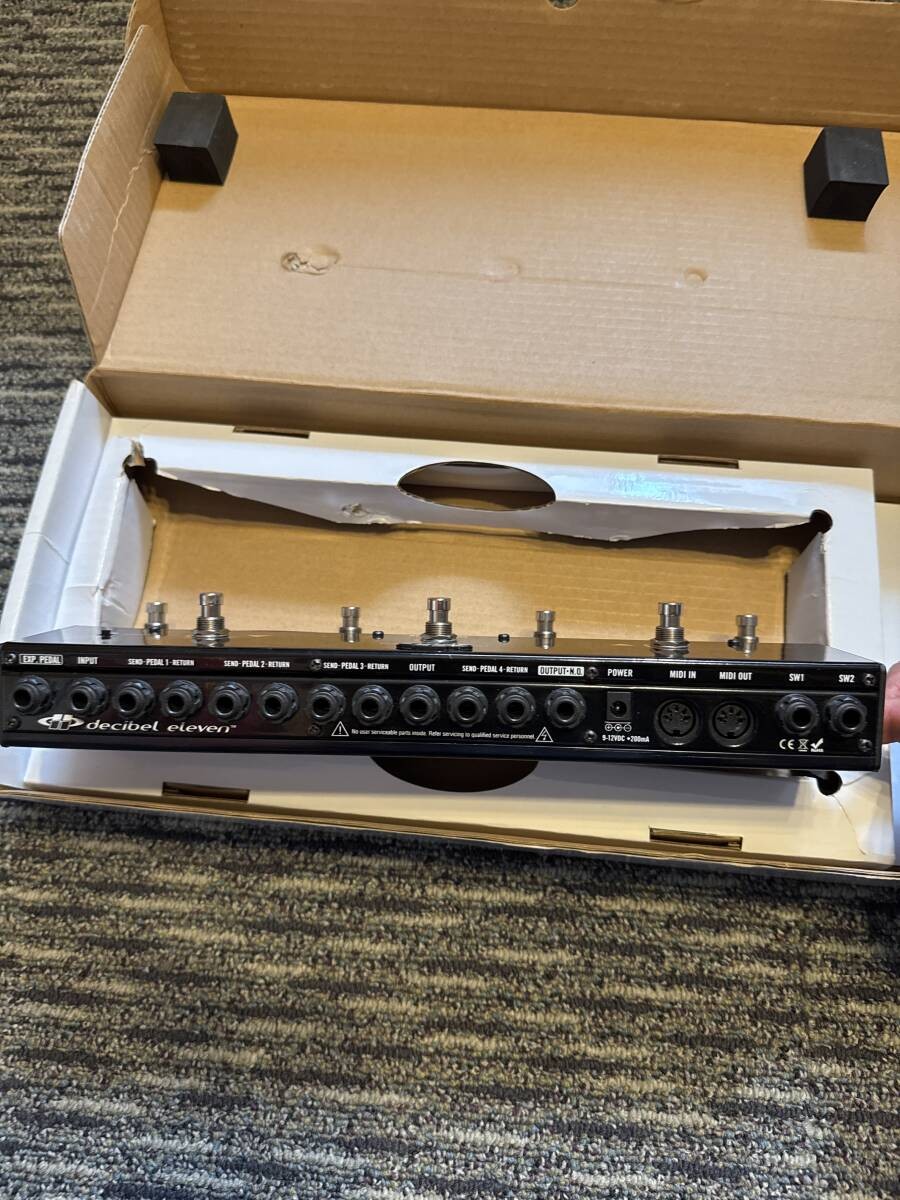 Decibel Eleven Switch Dr. 817975