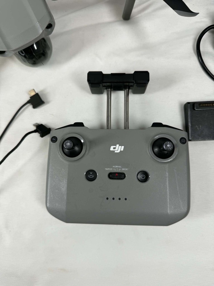 DJI Mavic Air 2 4K Camera Drone w/ Controller & 2 Batteries TS 363012