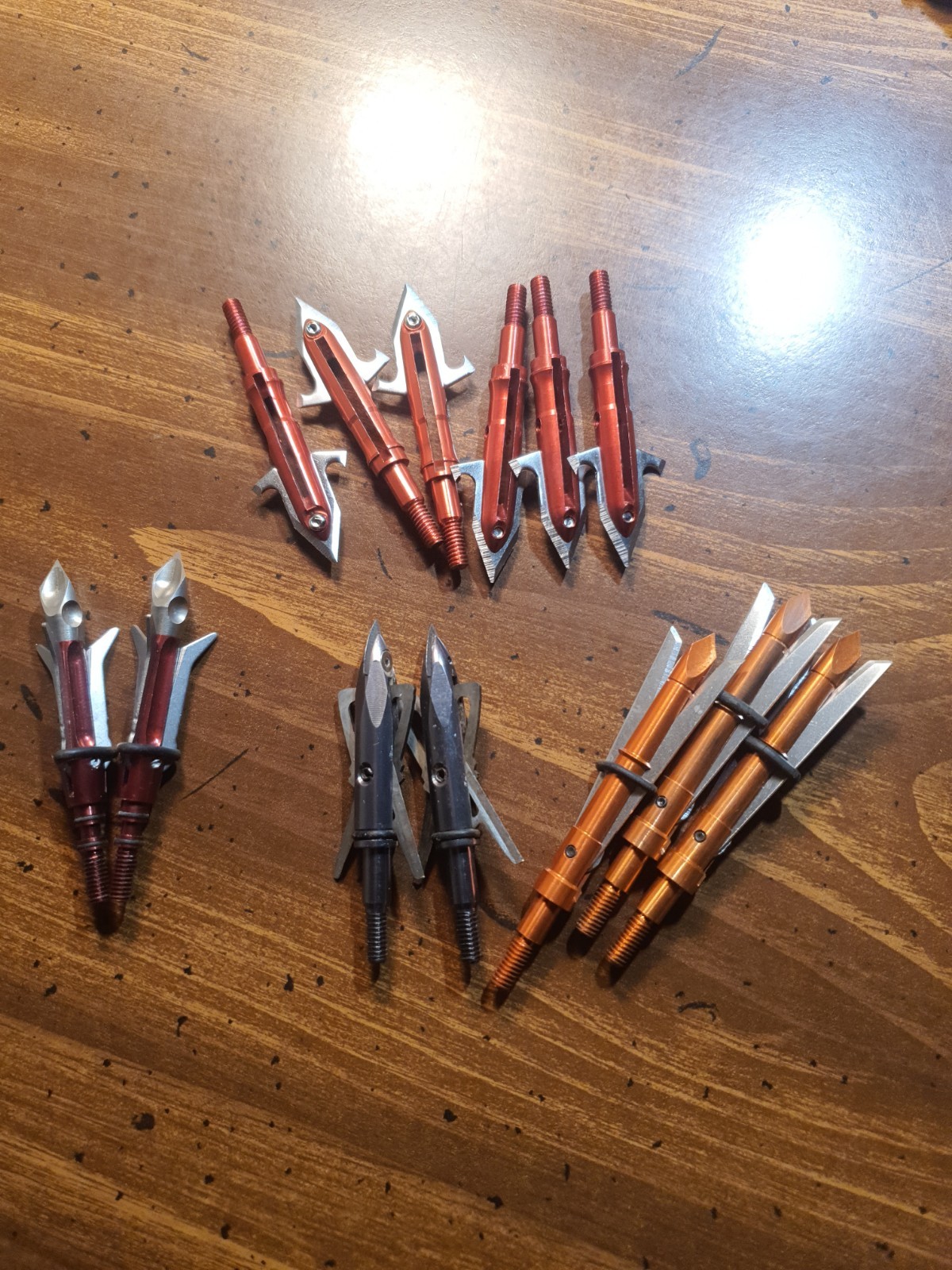Assorted Archery Broadheads