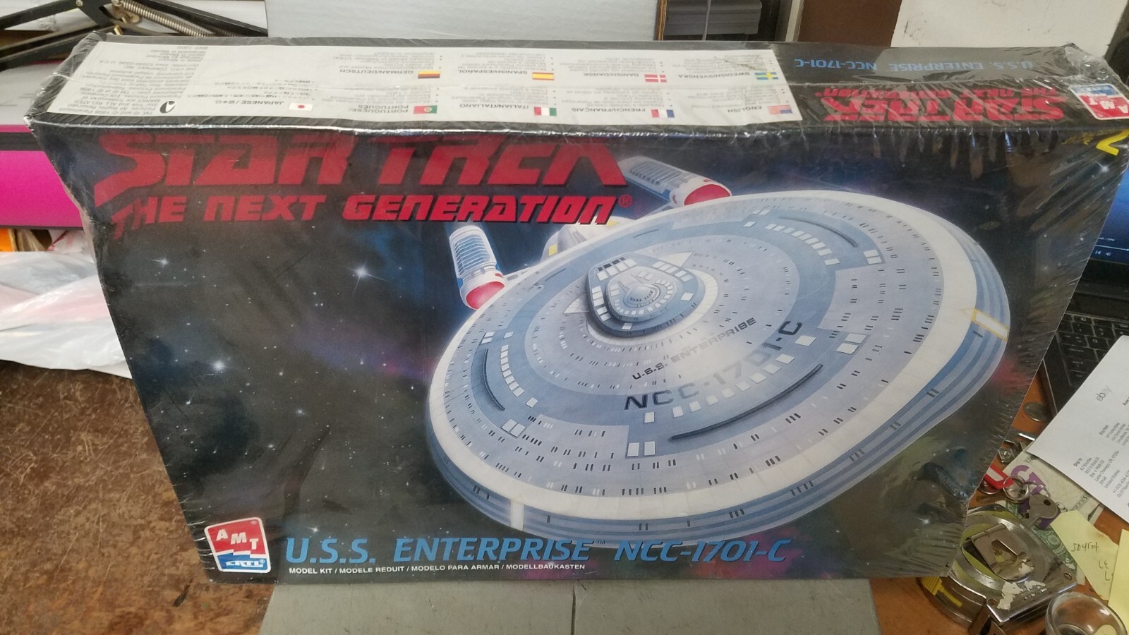 1998 AMT ERTL Star Trek Next Generation U.S.S. Enterprise NCC-1701 Model Kit NIB