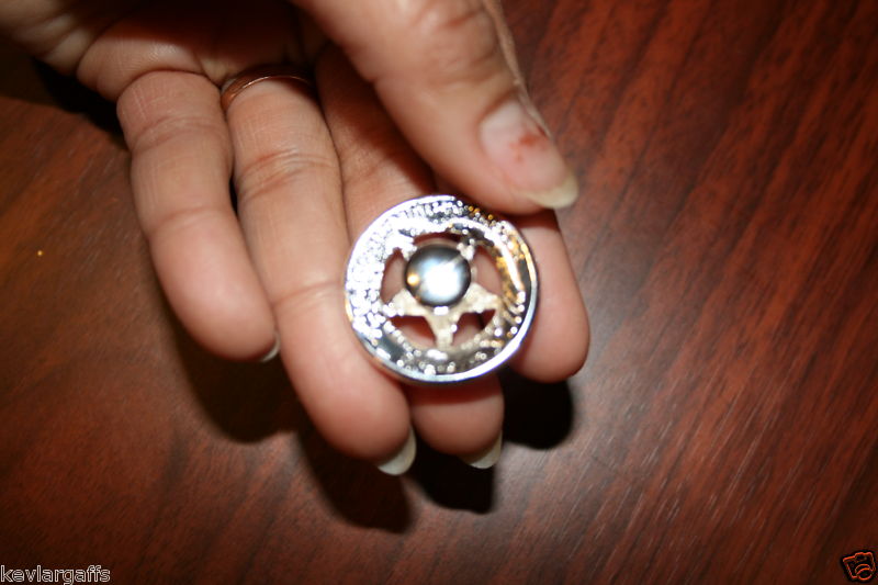 Gold star on circle Concho-1.1/4"