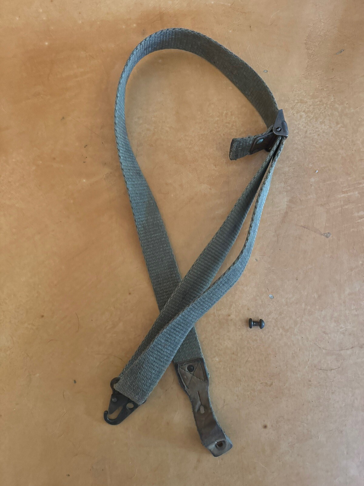 (Fair) Spanish Military Surplus OD Green Rifle Sling With Stud Button Mauser Fr8