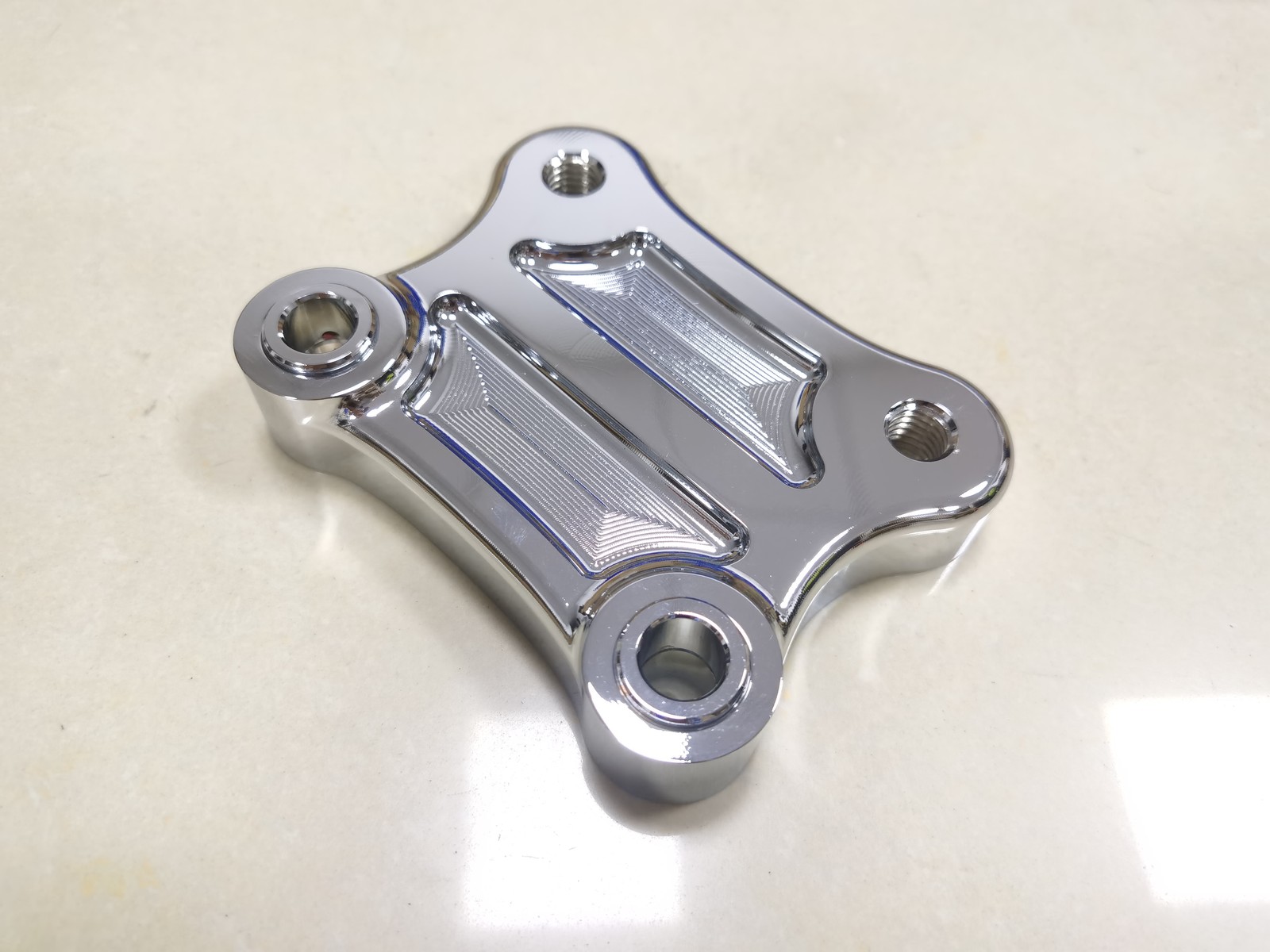 CNC Chrome Handlebar Riser Pull Back Plate For Harley Electra Glide FLHTK FLHX