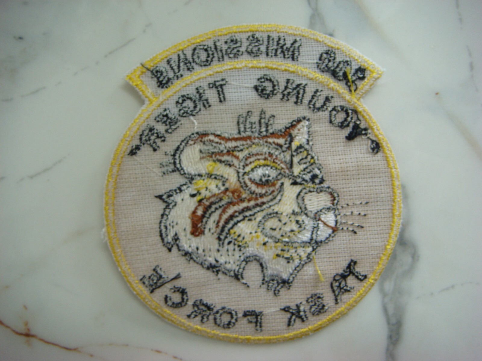 US 100 MISSIONS TASK FORCE " YOUNG TIGER " VIETNAM WAR PATCH