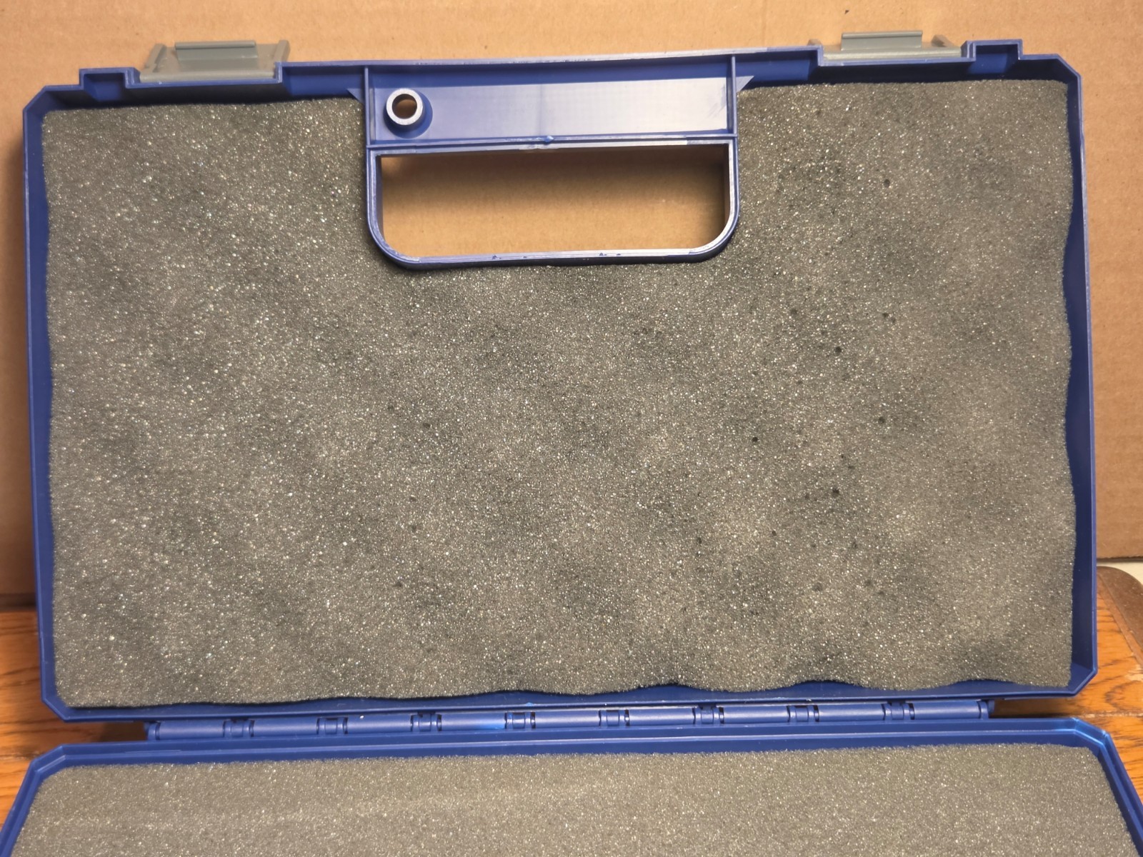 Smith & Wesson .357 Revolver Plastic Pistol Case With Lock.