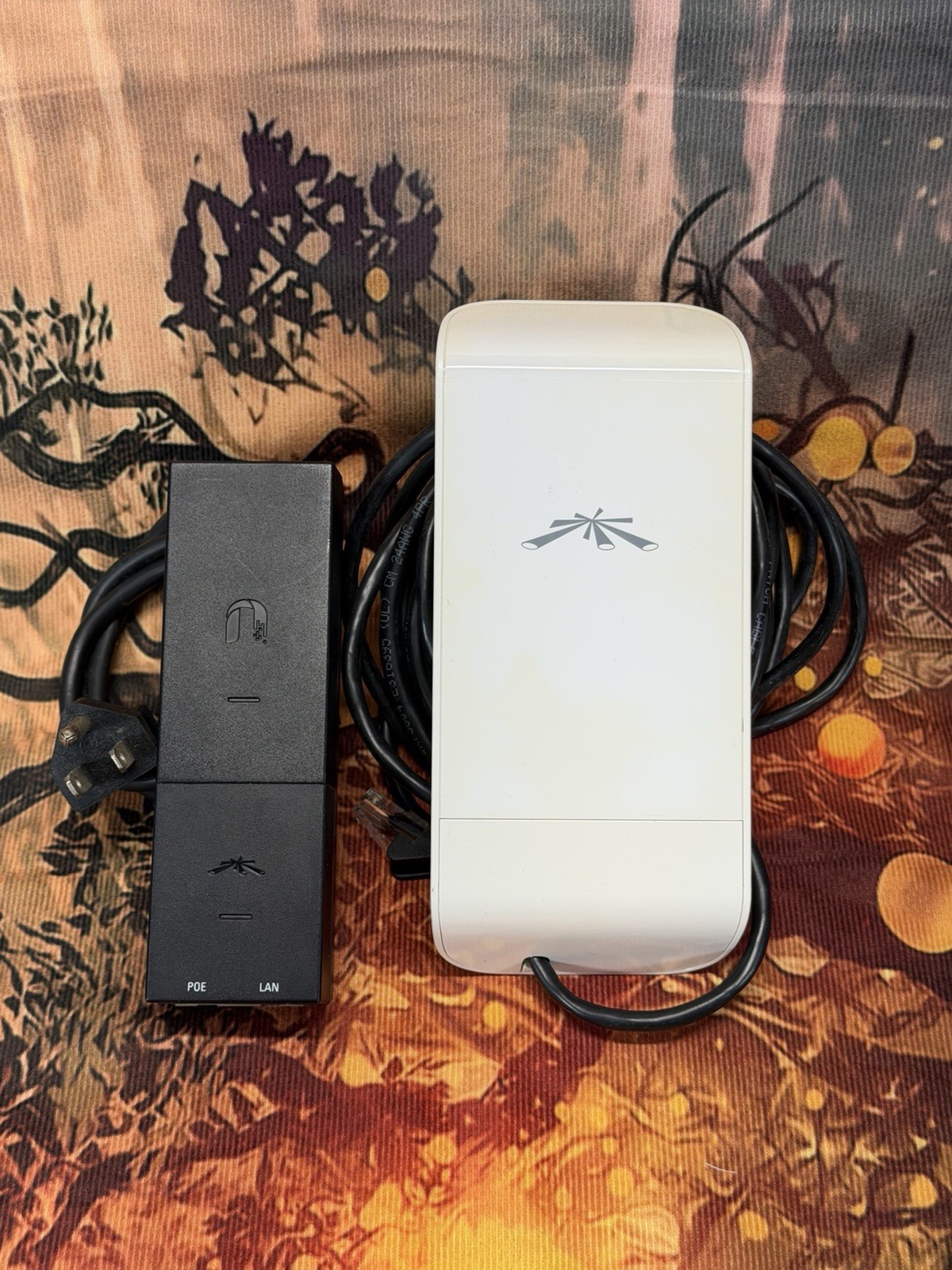 Ubiquiti NanoStation loco M2 - Wireless Access Point & Adapter