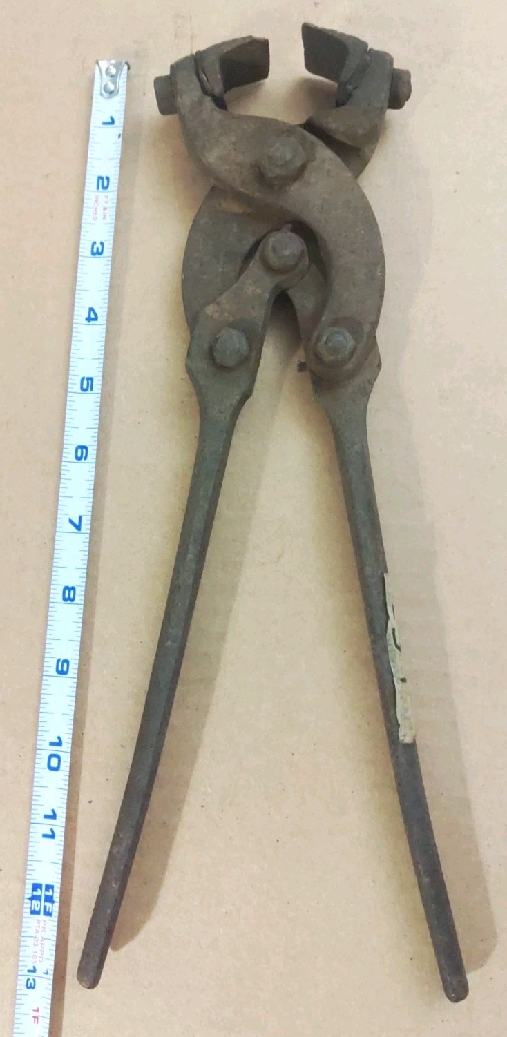 Large Unusual Antique Original Cast Iron Adjustable Blacksmith Nipper Cutter