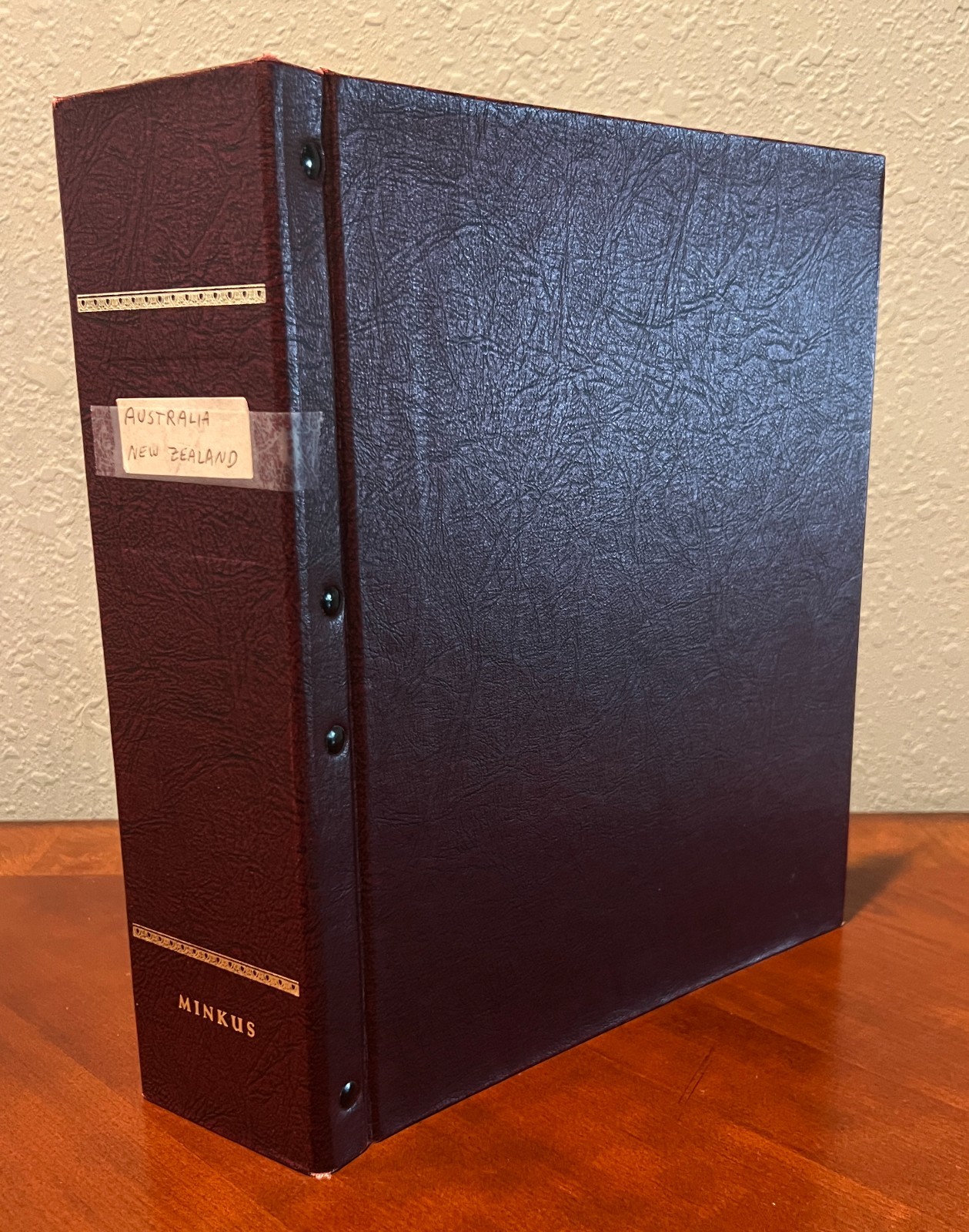 Australia & New Zealand Stamp Collection Minkus Specialty Album Used ZAYIX