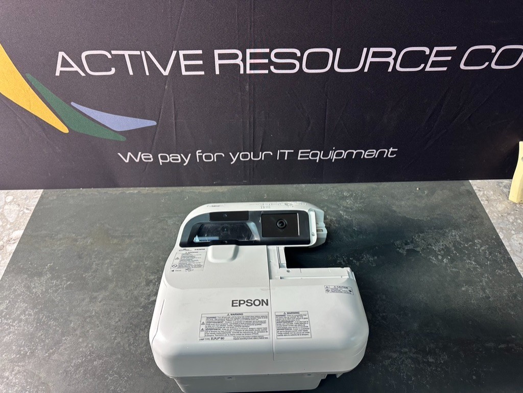 Epson BrightLink 585Wi Ultra-Short Throw Projector | 340 Lamp Hours