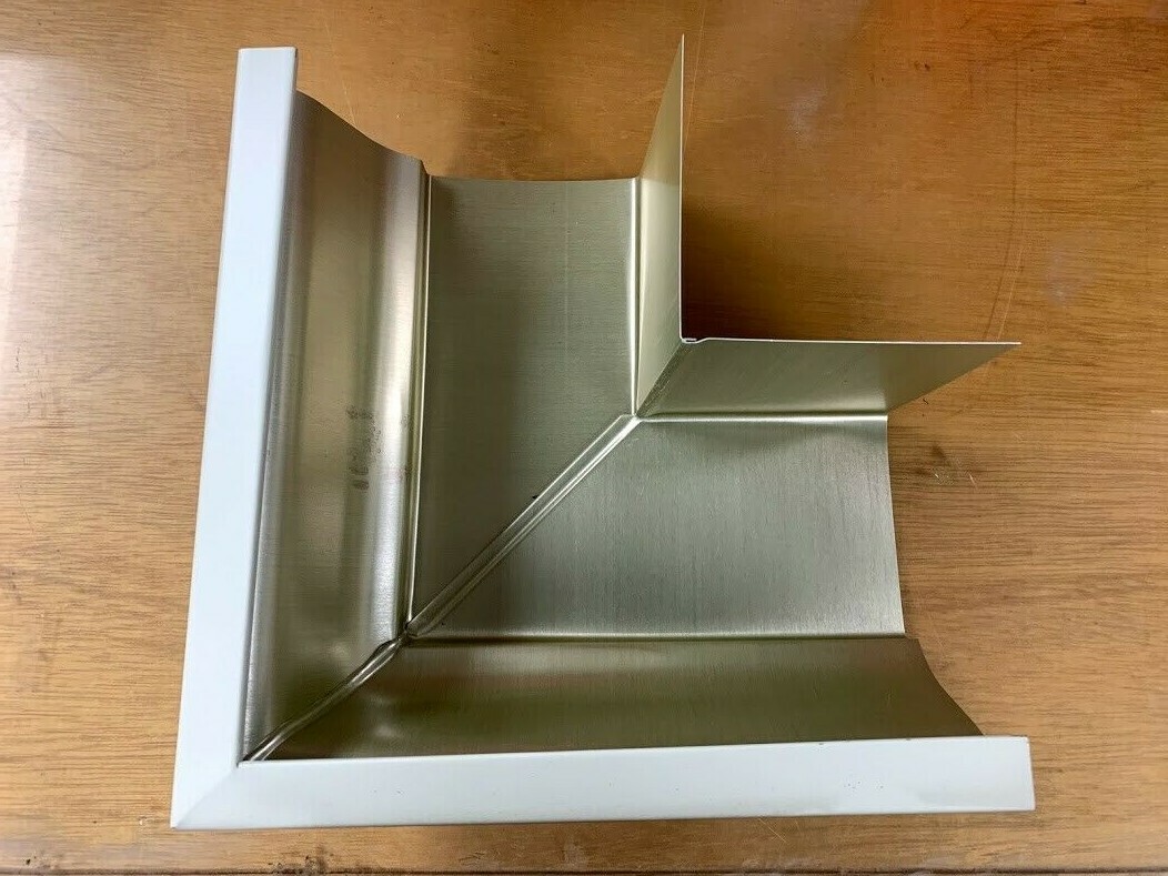 Quality Aluminum 5" 90 Degree Outside Corner Gutter Mitre  Herringbone