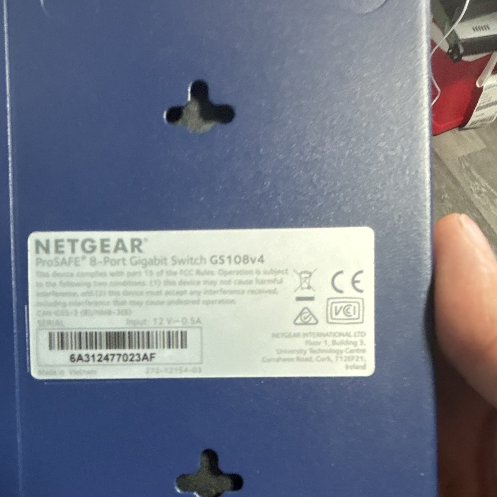 NETGEAR ProSAFE GS108v4 8-Port Gigabit L2 Unmanaged Switch RJ-45