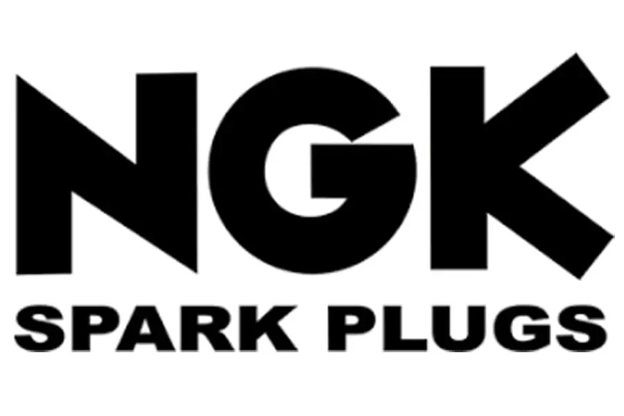 NOS NGK B8ES SPARK PLUG