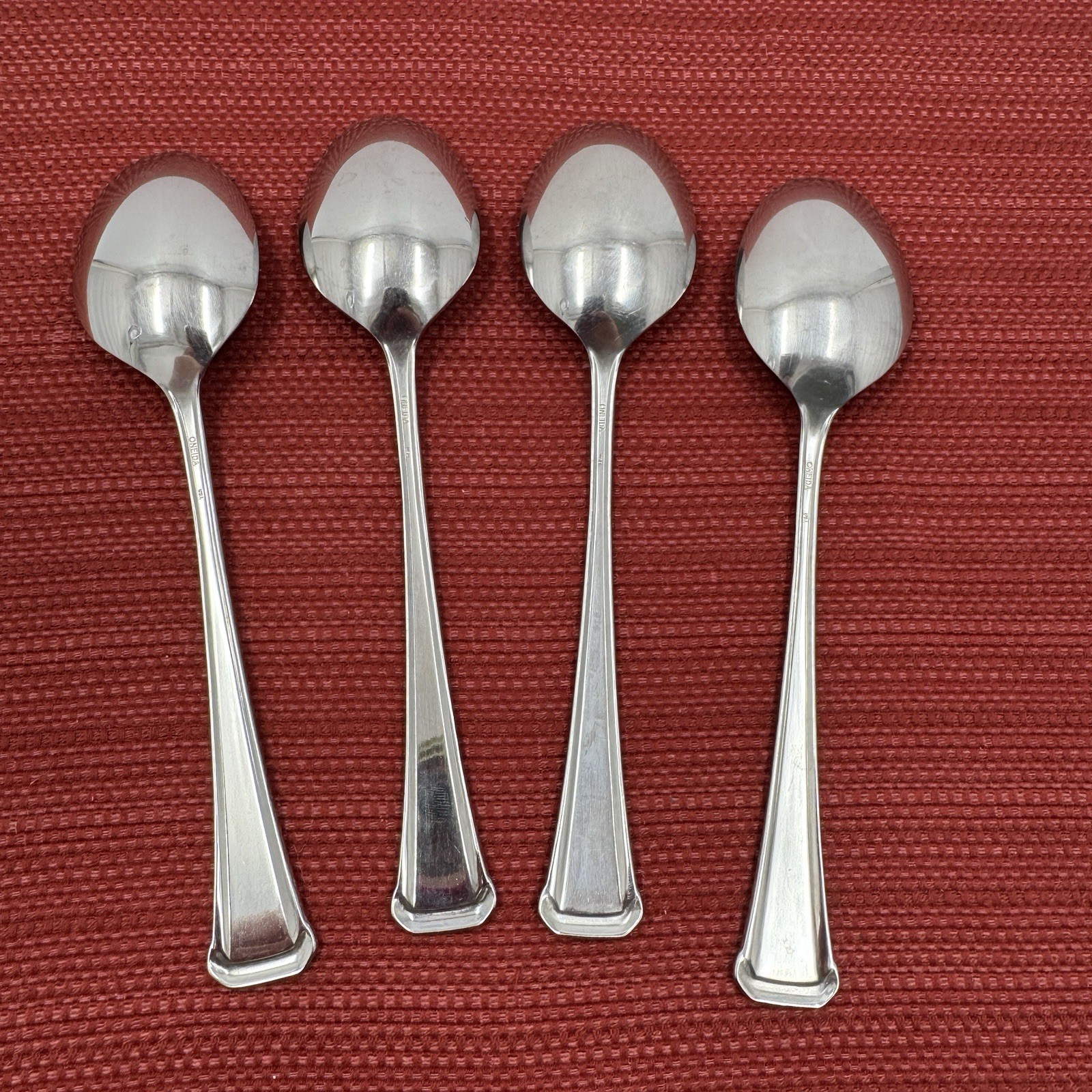 NICE! Set of 4 Oneida MAESTRO ST. LEGER Stainless PLACE/OVAL SOUP SPOONS Lot USA