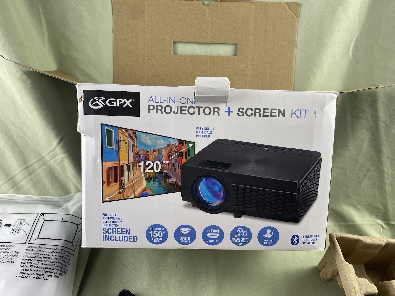 GPX All-in-One Projector and Screen Kit - Bluetooth, 120" screen, 1080p support