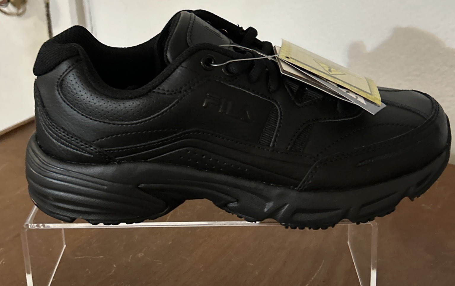 FILA Workshift SR Sneaker, Black, Women’s Sz 7 Wide, 5SGW0002-001, New In Box!