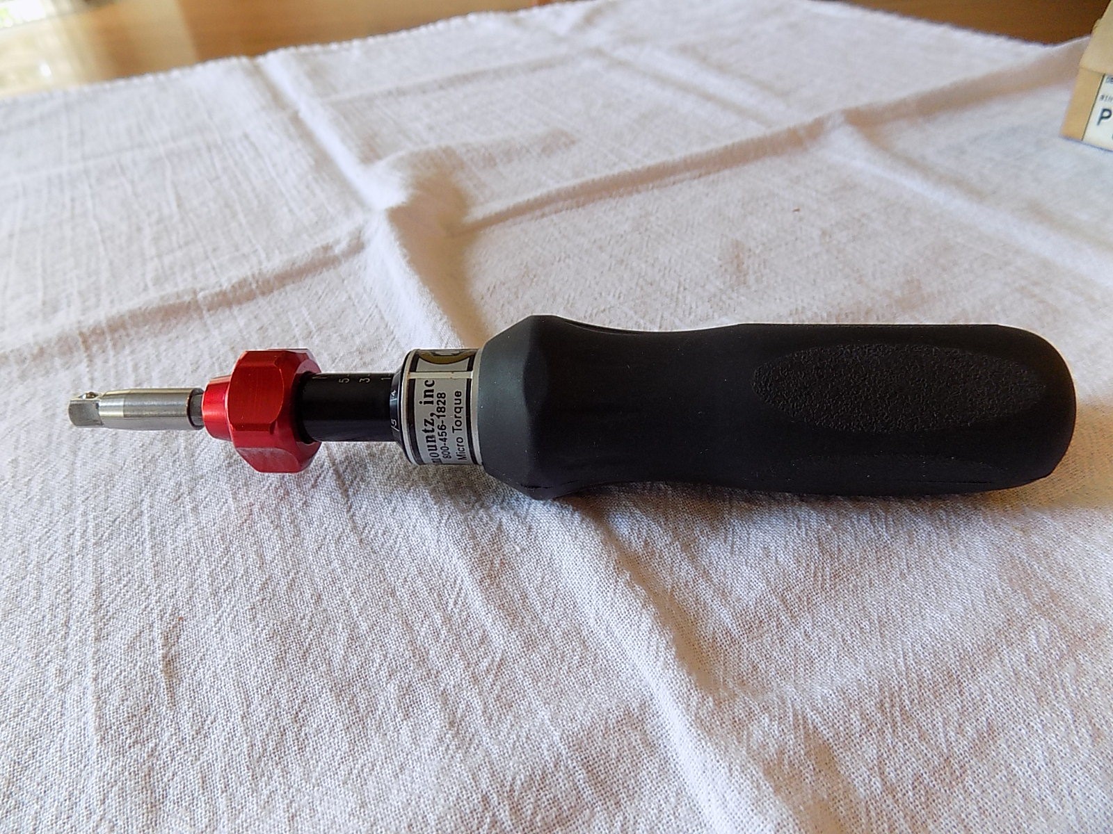 Mountz EMT 6 Ergo Micro Torque Screwdriver  1-6 Nm 1/4" Drive 6FE024801