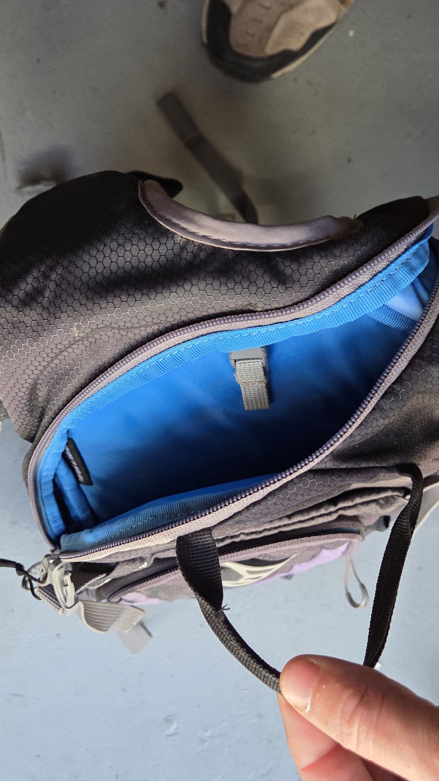 Osprey Viper 3 Hydration Backpack Fits 2.5L Bladder Gray Blue Lets Hike