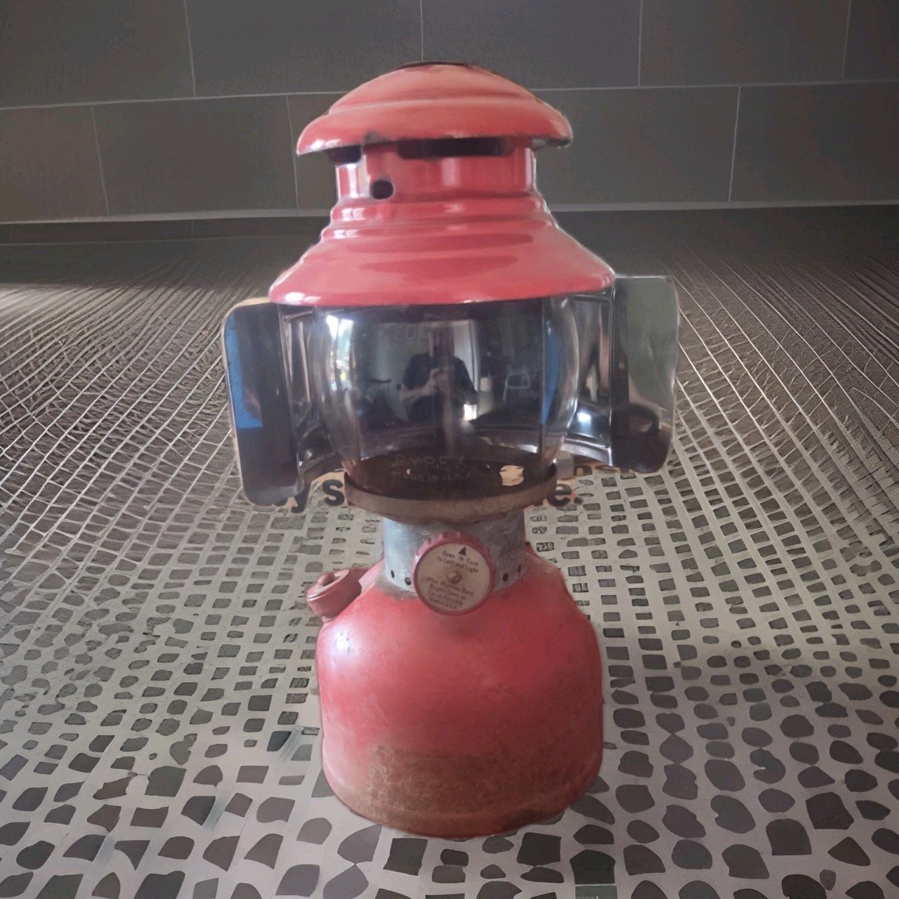 Vintage Coleman 200A Lantern W/ Reflector And Handle, Undated-untested