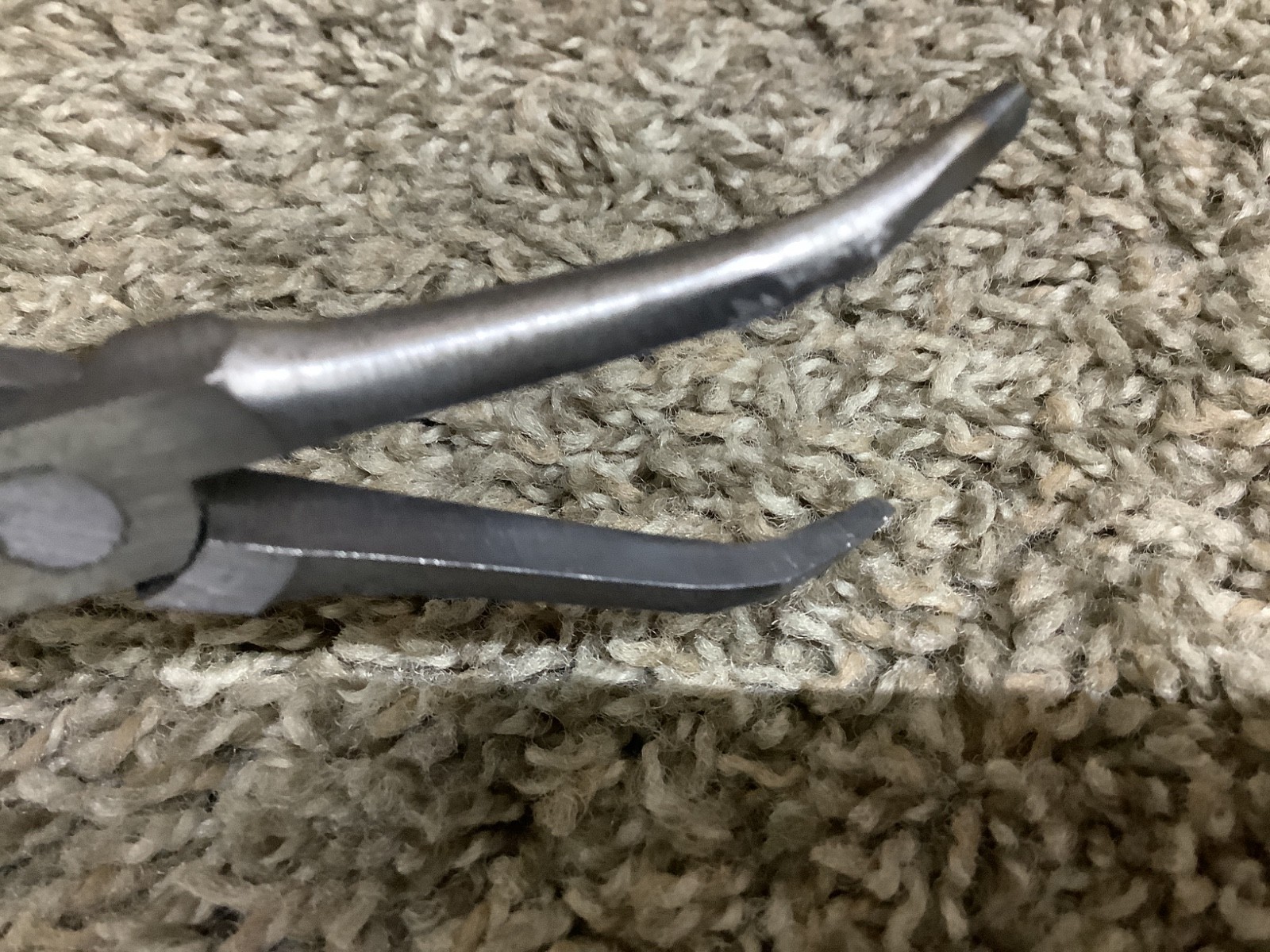 Mac Tools 7" Curved Nosed Smooth Pliers P301714
