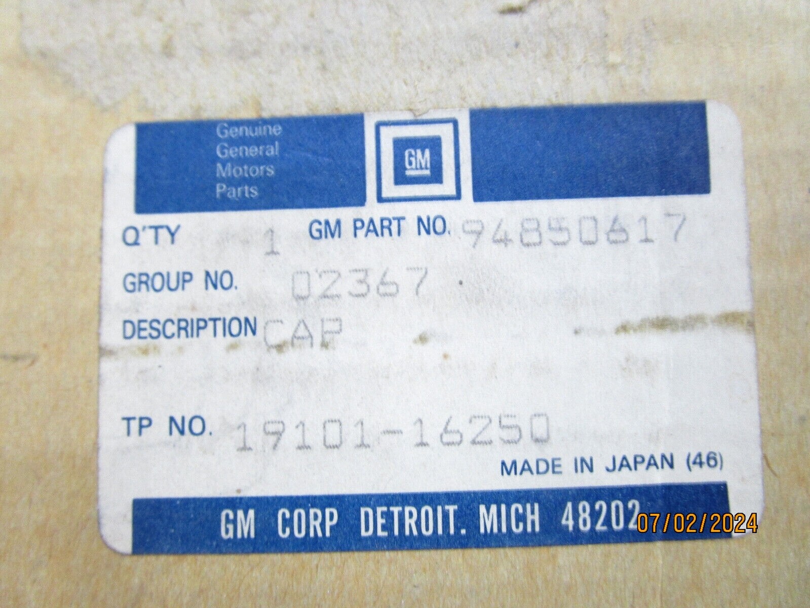 Genuine GM OEM Distributor Cap 94850617