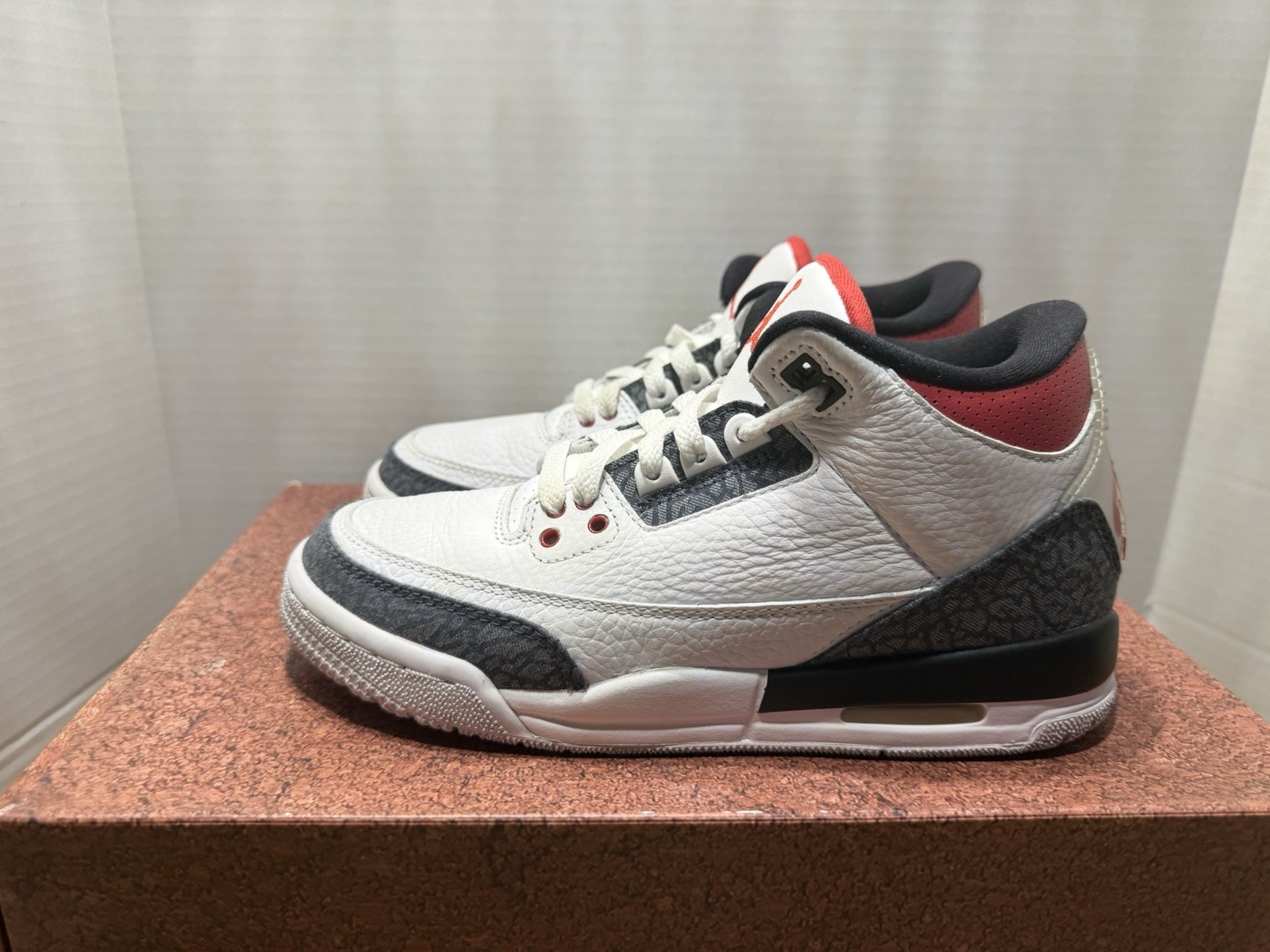 Size 5.5 - Jordan 3 Retro Denim SE Fire Red 2020