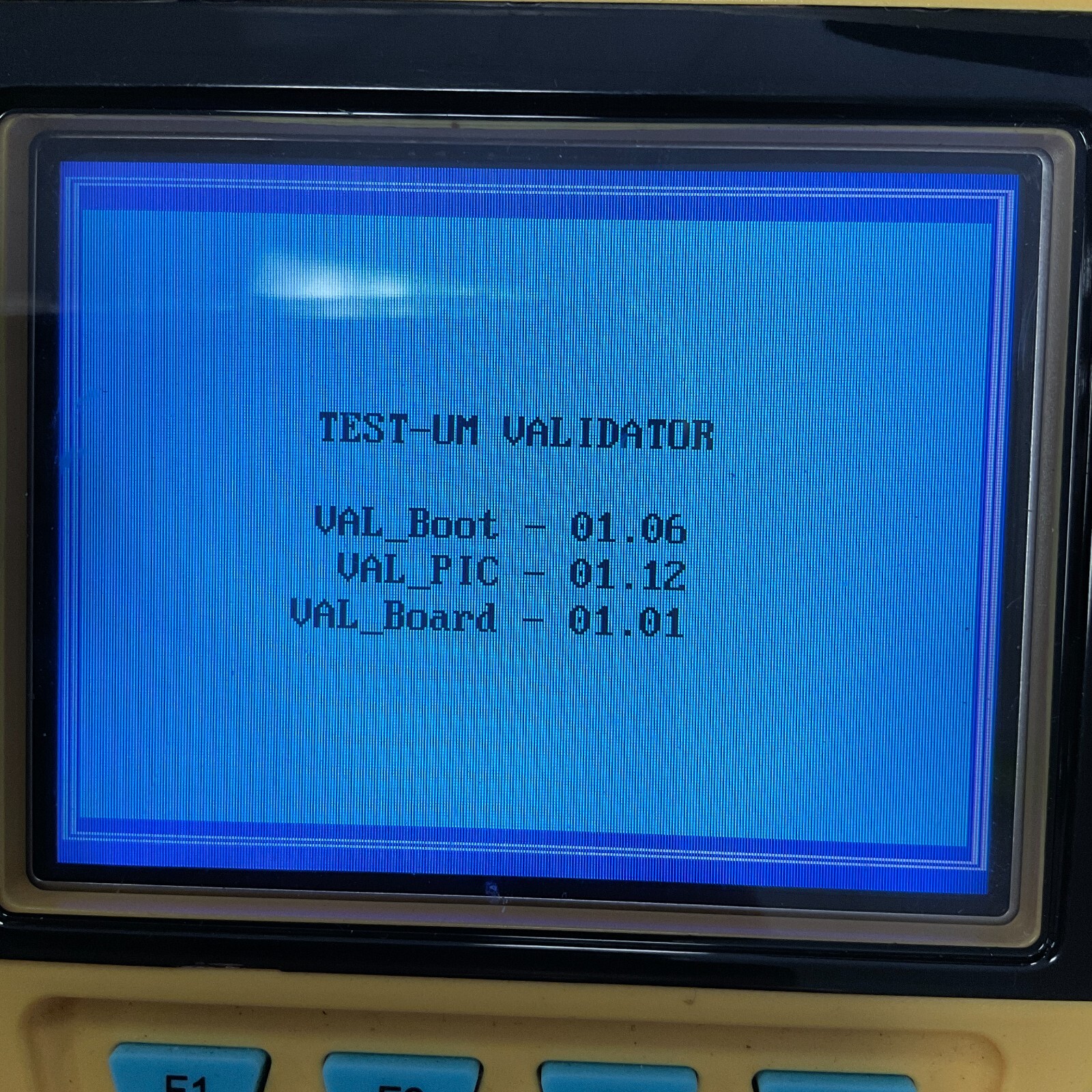 Test-Um Validator NT900 and Validator Remote NT93 Cable Tester with Carrying Bag