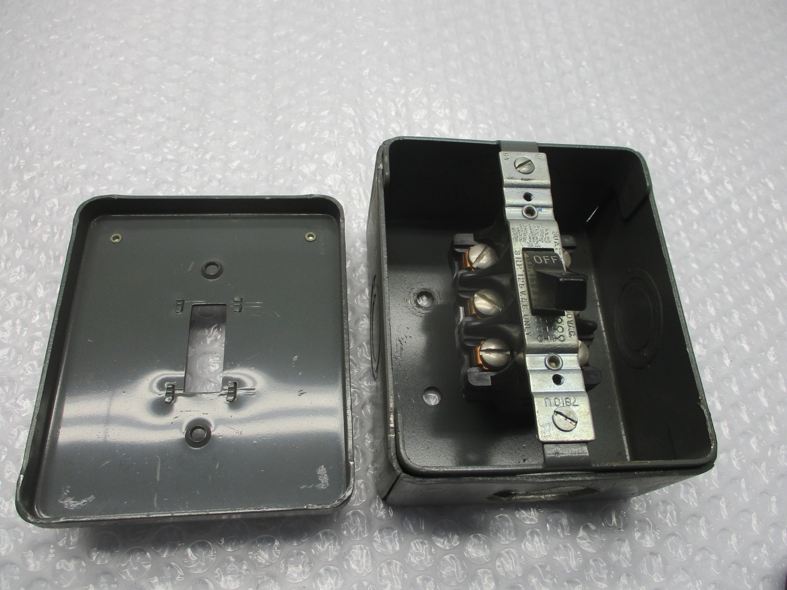 ARROW HART 7810GDB MOTOR CONTROLLER (AS PICTURED) NSNP