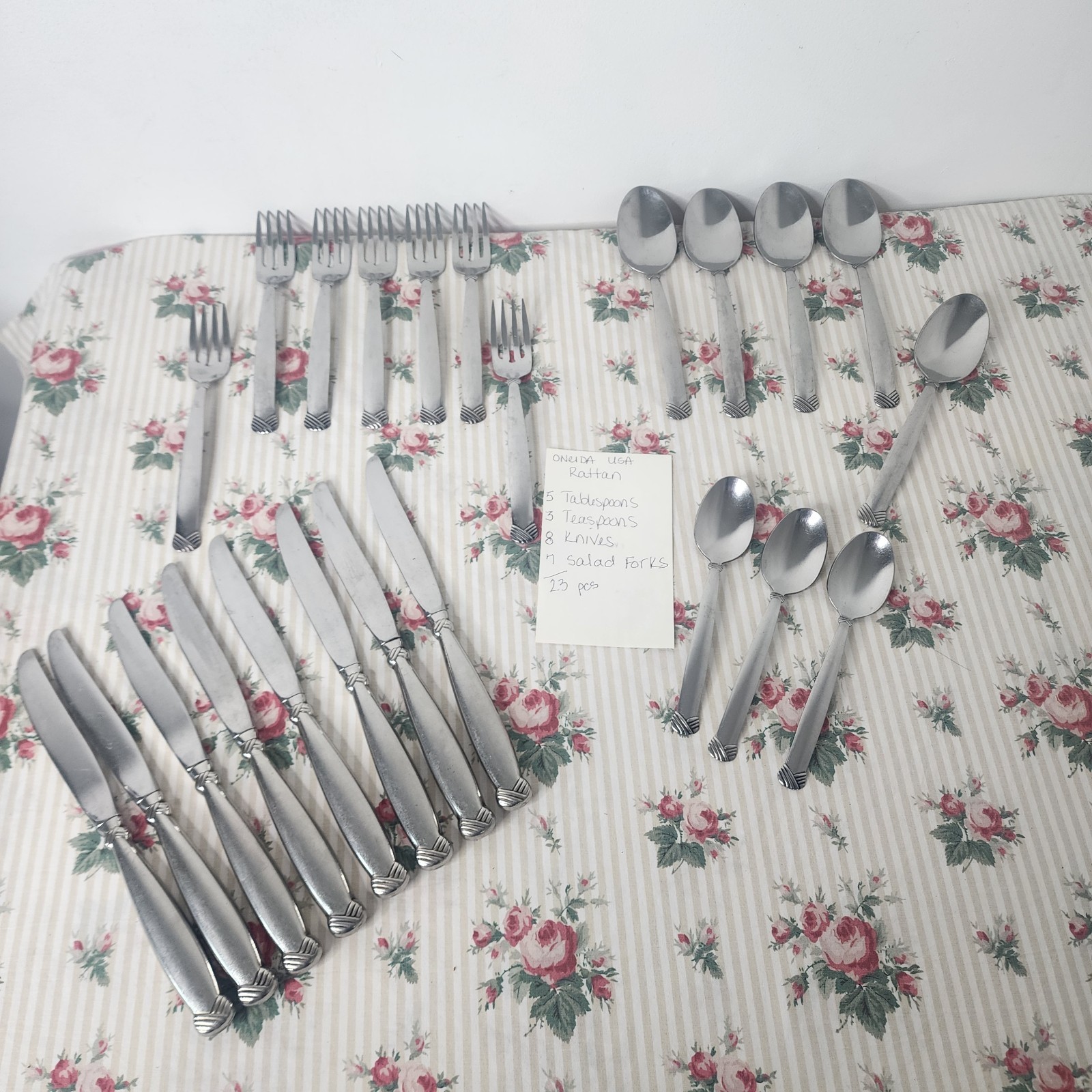 Oneida Rattan Stainless Flatware 23 pcs USA Silverware Salad Forks, Spoons