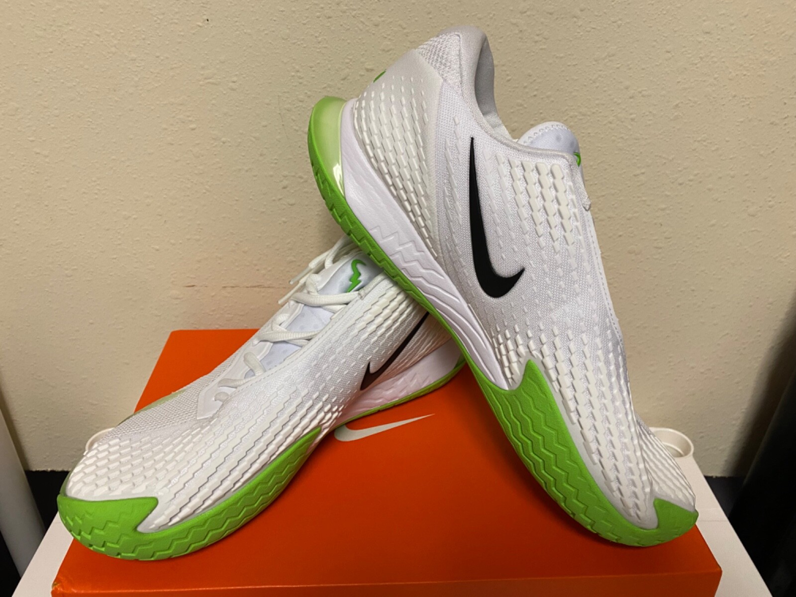 Nike Men's Air Zoom Vapor Cage 4 Rafa Tennis Shoe Style #DD1579 105