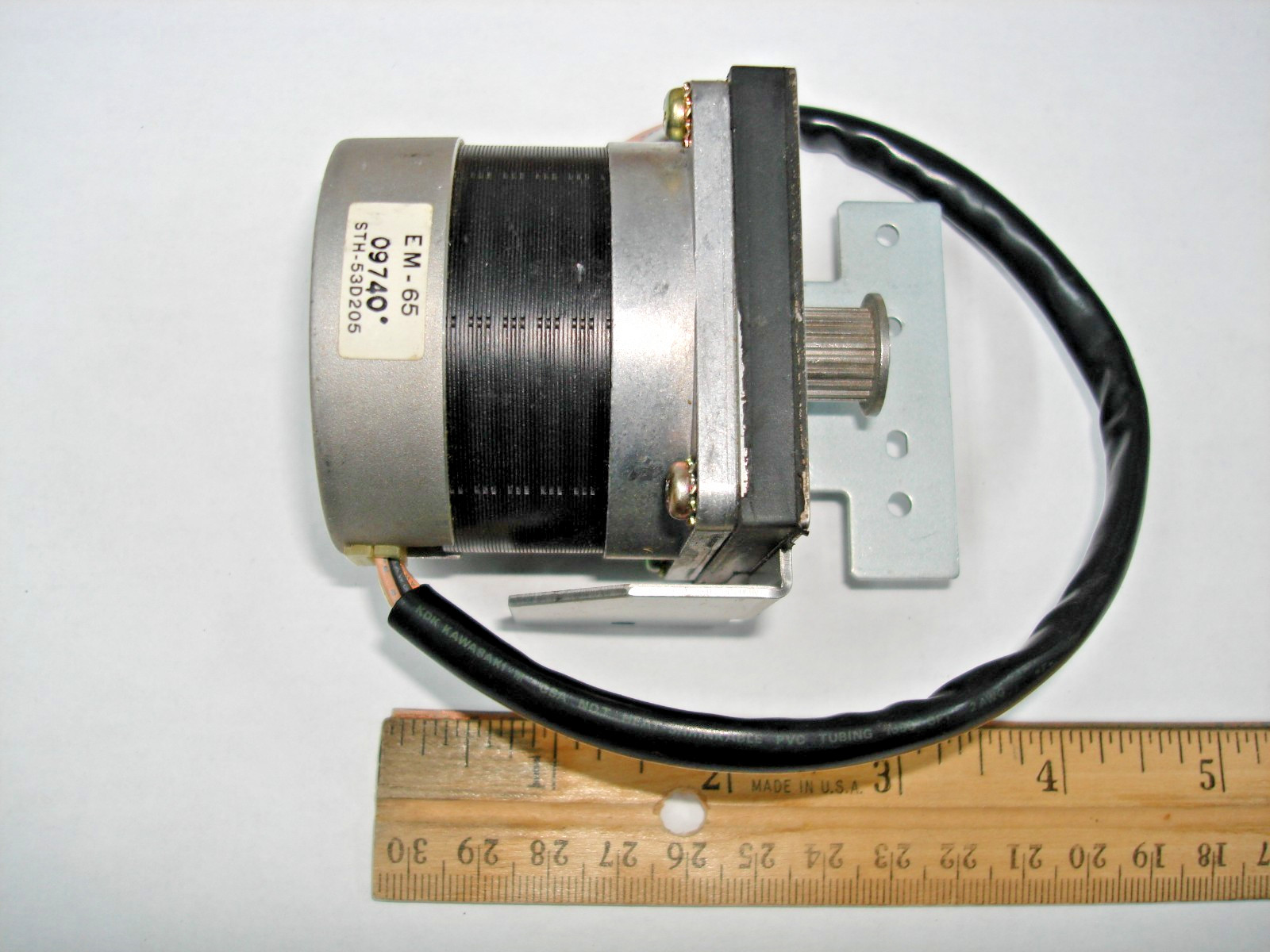 Stepper Motor EM-65 STH-53D205