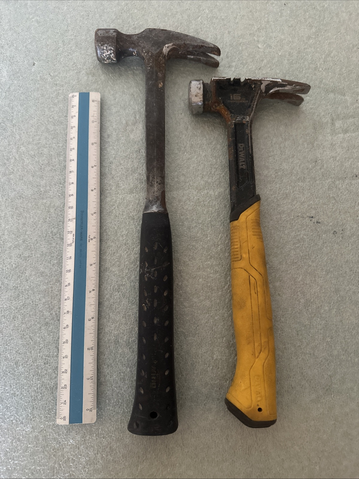 Estwing Framing Hammer/Dewalt 16 Oz Hammer Good Used Shape With Rust