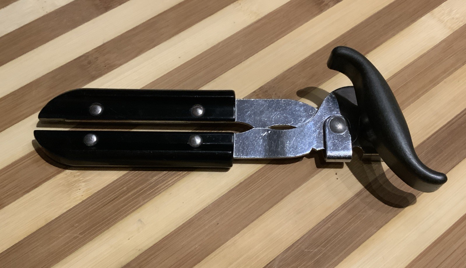 Vintage EKCO FLINT Hand Crank Black Handle Handheld Can Opener