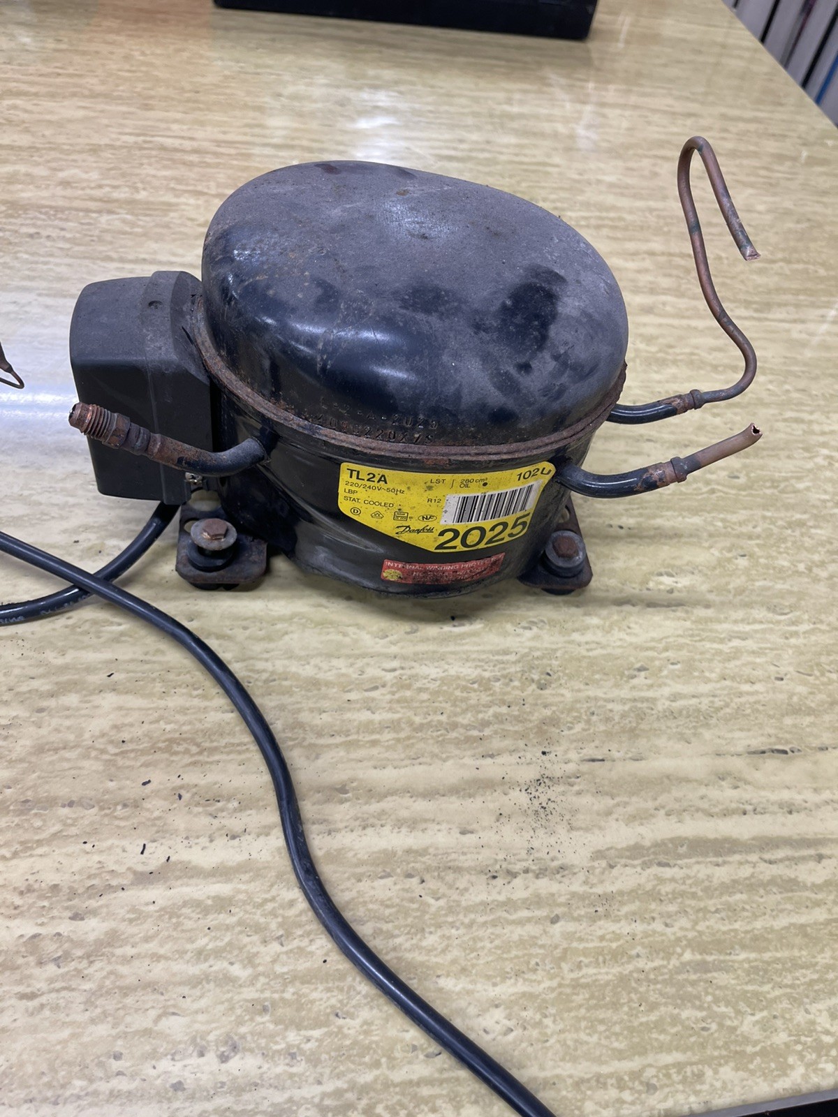 Taylor Ice Cream Machine 047701-27 Mix Hopper Compressor and Fan