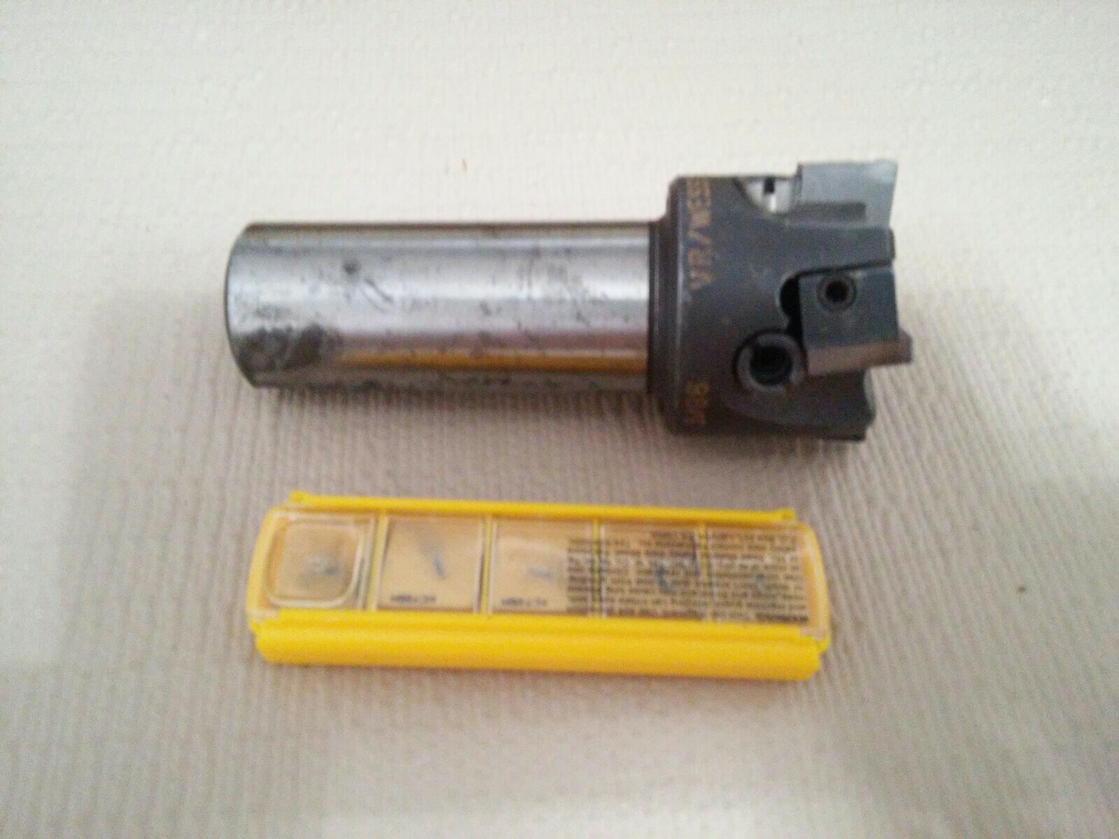 VR WESSON FACEMILL 2" CUTTER EM.200.64 1.250 SHANK  ( WITH A BOX OF INSERTS )