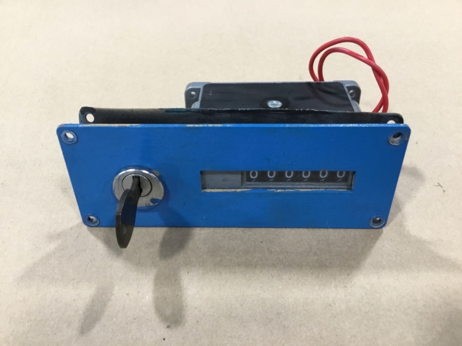 Eaton Durant 6-Y-1-2-RMF-PMU Panel Mount Counter 6-Digit 115V 7W #01E37
