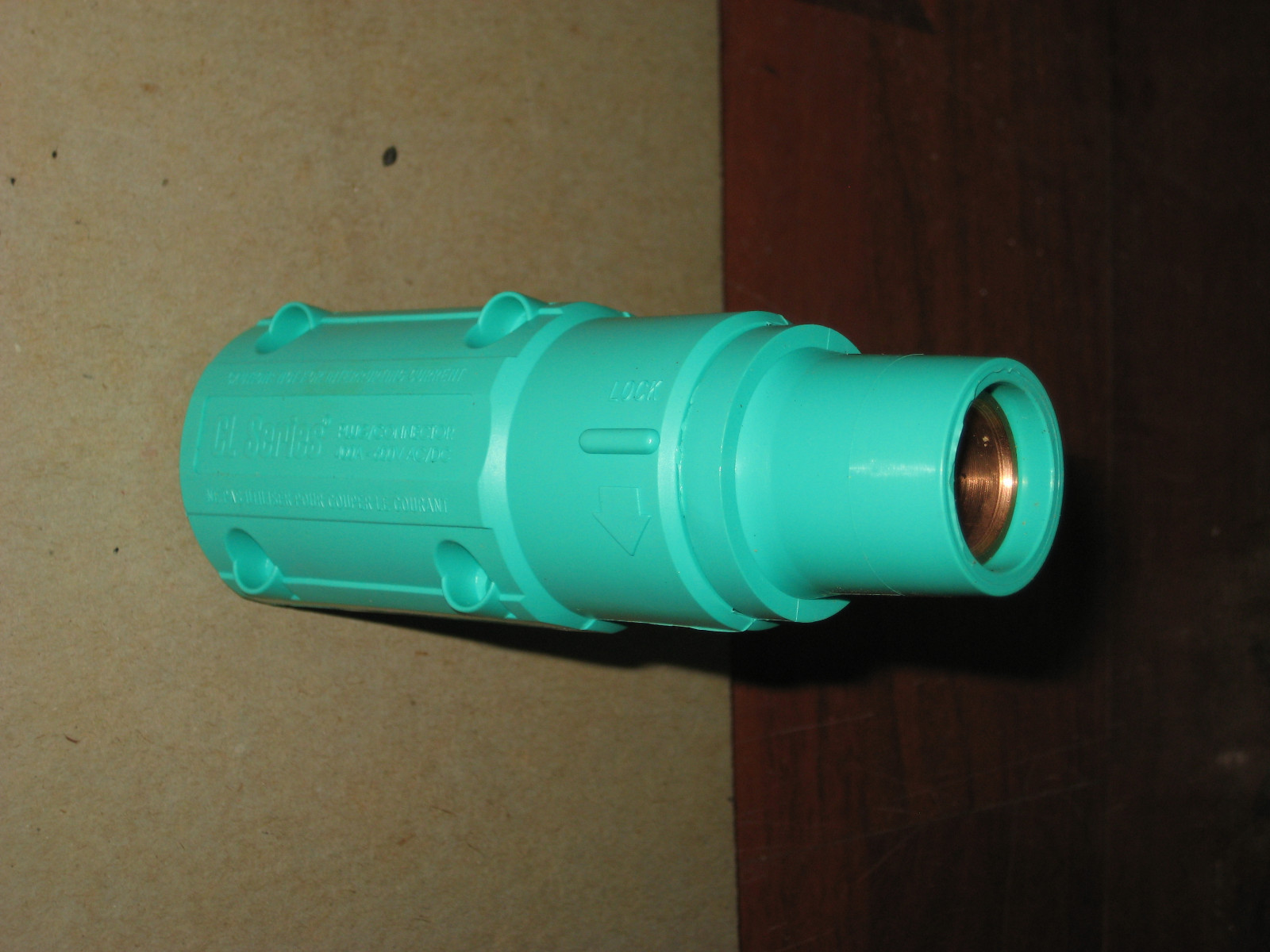 Advanced Devices CL Series CL2F Inline female locking plug connector Green