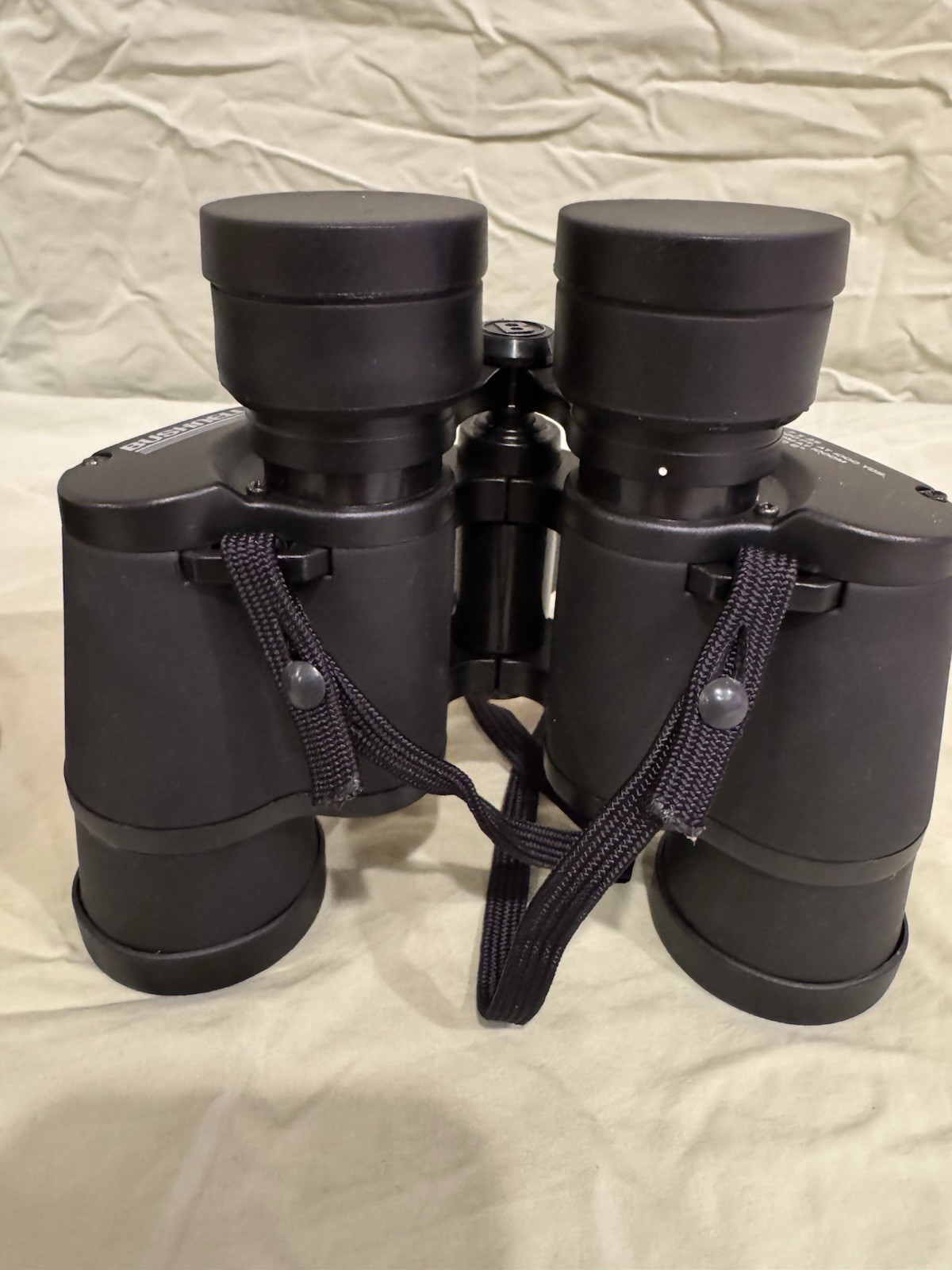 Bushnell 7x35 Binoculars Instafocus With Carrying Case