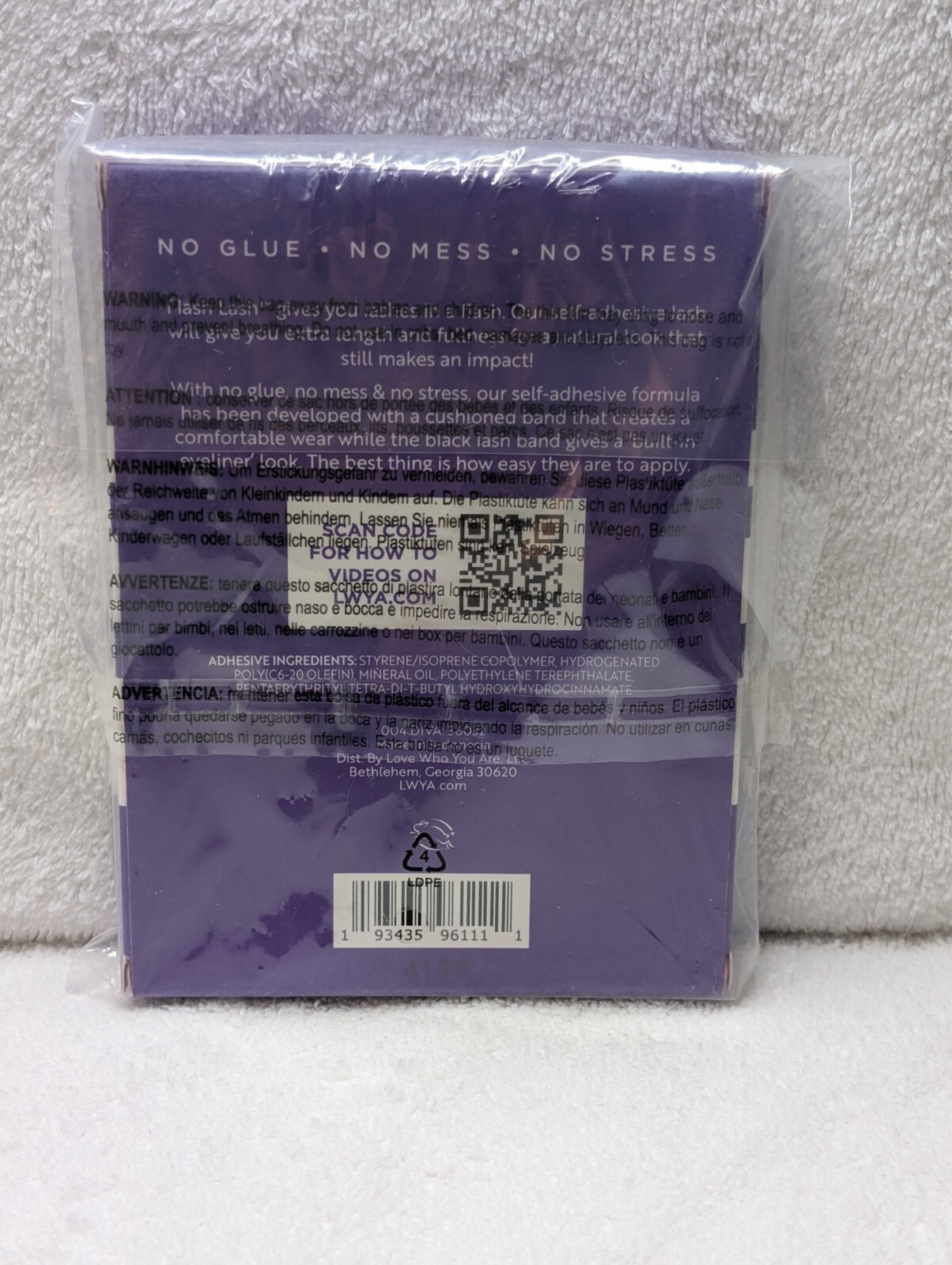 LWYA Flash Lash Diva Self-adhesive False Lashes New Sealed