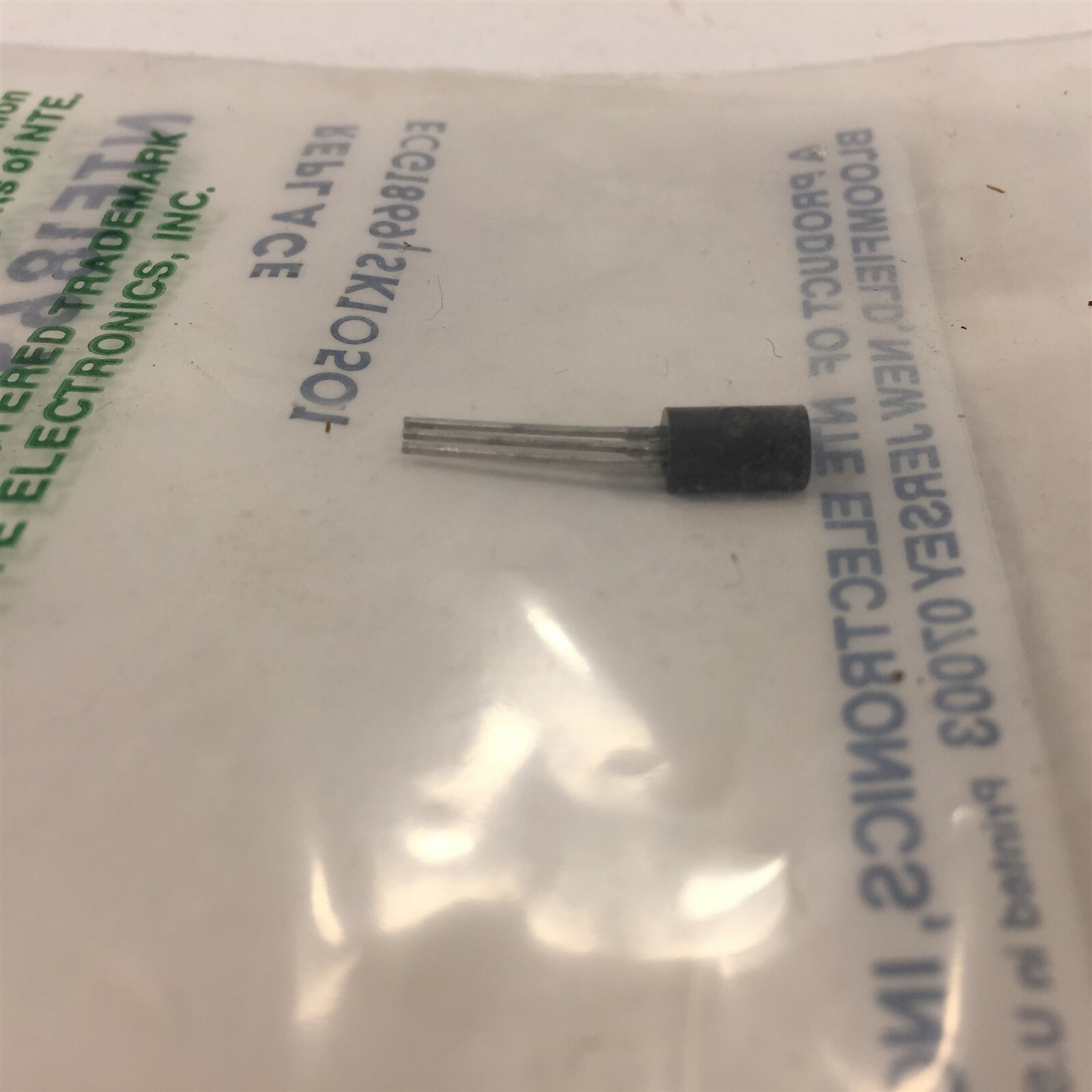 (2) NTE NTE1869 Integrated Circuit 3 Terminal Variable Voltage Regulator - 2/Lot