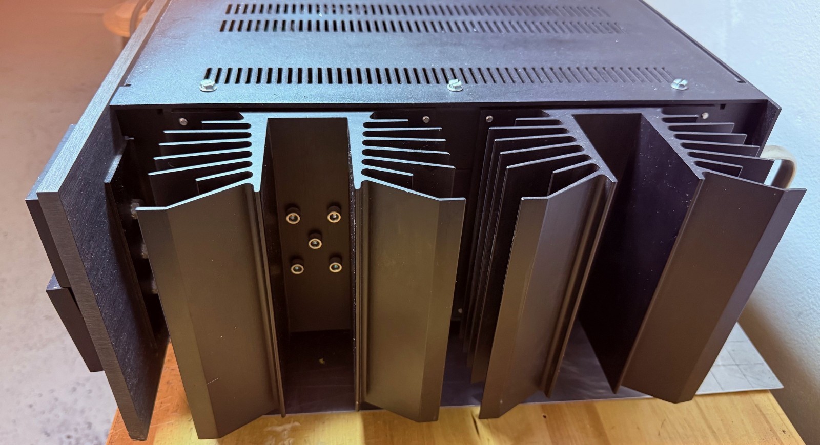 KRELL KSA 150 Stereo Amplifier - Class A Power! Look!