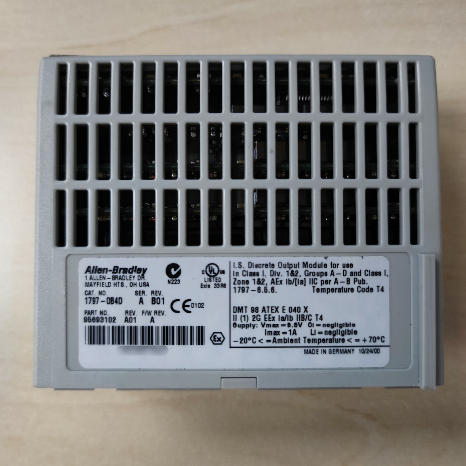 Allen-Bradley 1797-OB4D FlexEx 4-point digital output module, source output