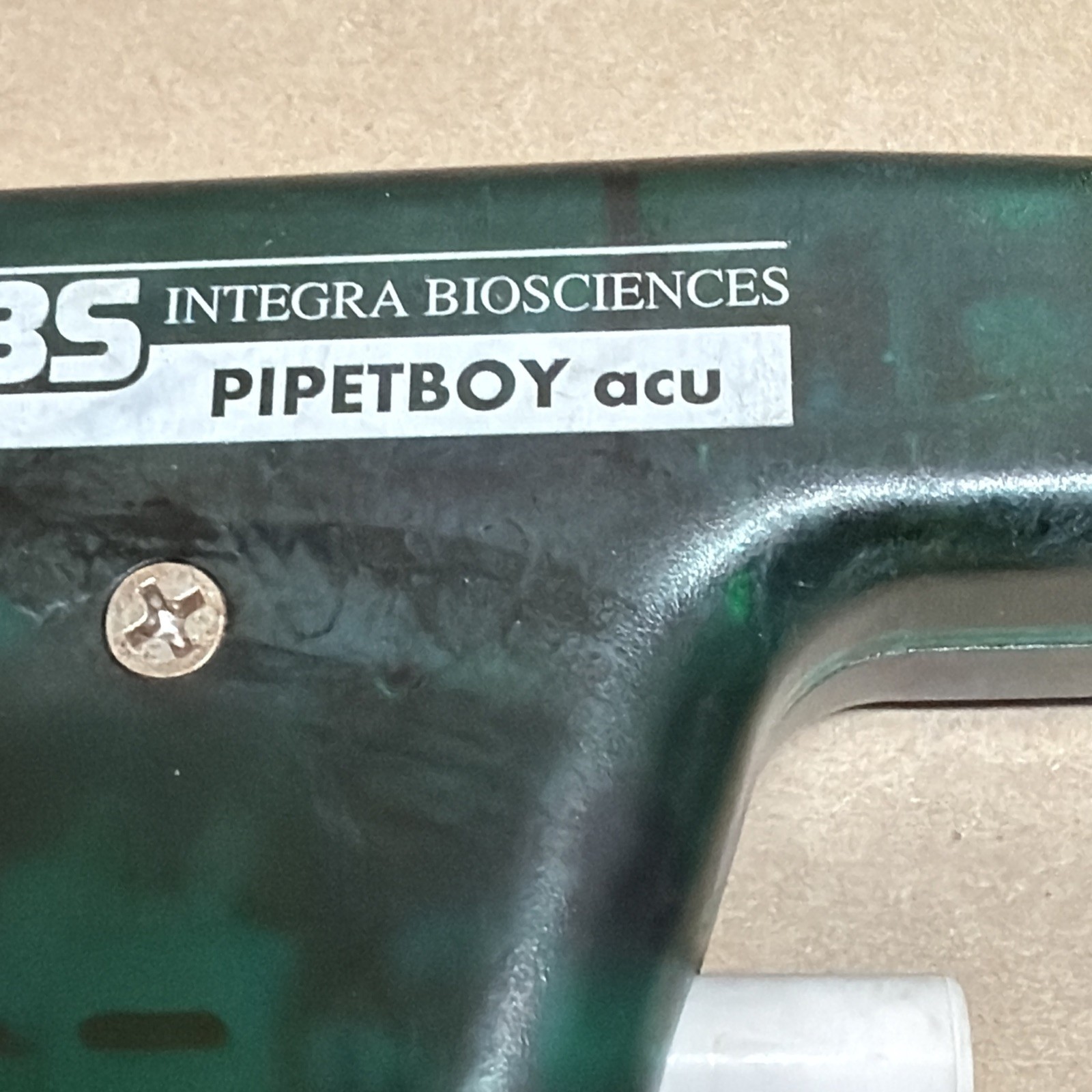 Integra Biosciences Pipetboy acu Pipette Controller Green