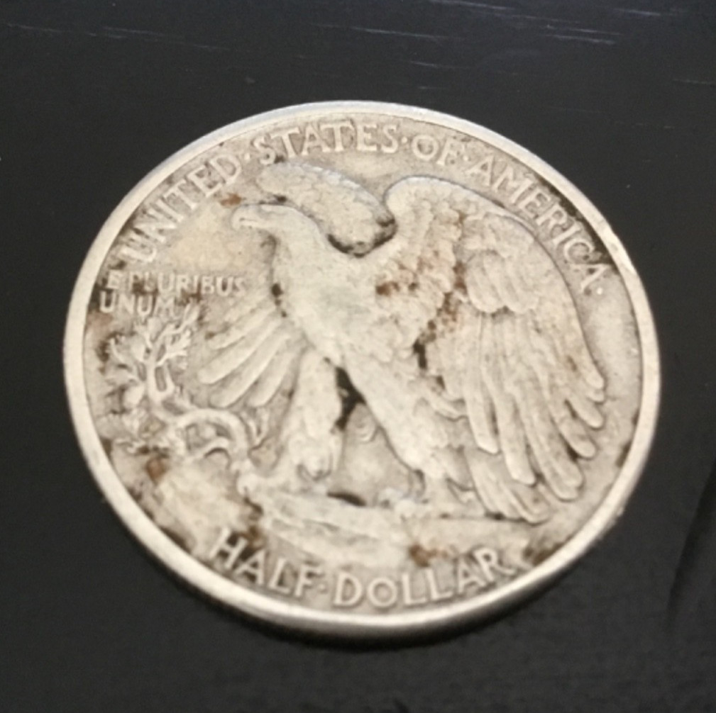 1945 - Walking Liberty Half Dollar 90% Silver